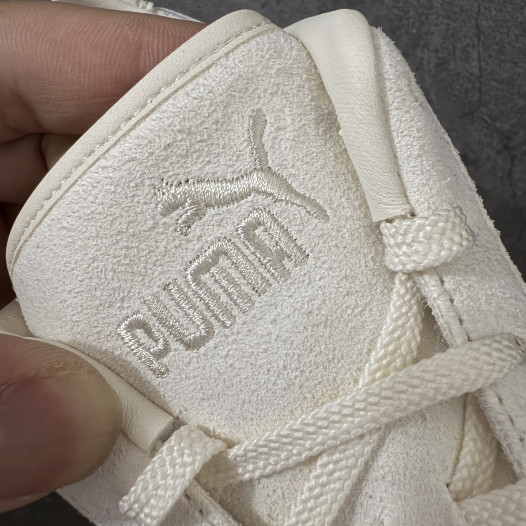 图片[6]-【渠道纯原版】Puma Speedcat OG Sparco 彪马罗马阿莫尔系列 复古运动休闲赛车跑鞋 403902 01 目前市场最优版本 无论是版型 细节 烫金走线 完全碾压市场任意版本 欢迎对比🆚 工厂耗时3个月开发 原装档案原数据纸版楦型 采用固色翻毛皮鞋面材质(正确二次成型\’猛帮\’成型工艺🆚区别市面版本!!) 外置原数据开发轻量耐磨橡胶大底💪🏻 全球知名运动品牌PUMA宝马赛车系列 融合了宝马车队的标志性配色 以趣味十足又前卫复古的设计引领潮流 将赛道精神融入街头时尚 开启前卫竞速之旅 主打前卫复古风 Roma鞋款的鞋侧以复古的流线造型 缀以宝马经典Logo 巧妙吸睛 而Speedcat鞋款以亮眼三色条纹元素缀以舒适鞋面 赋予了独特的个性美学 演绎赛车的无尽能量 尺码：35.5-45-选品中心