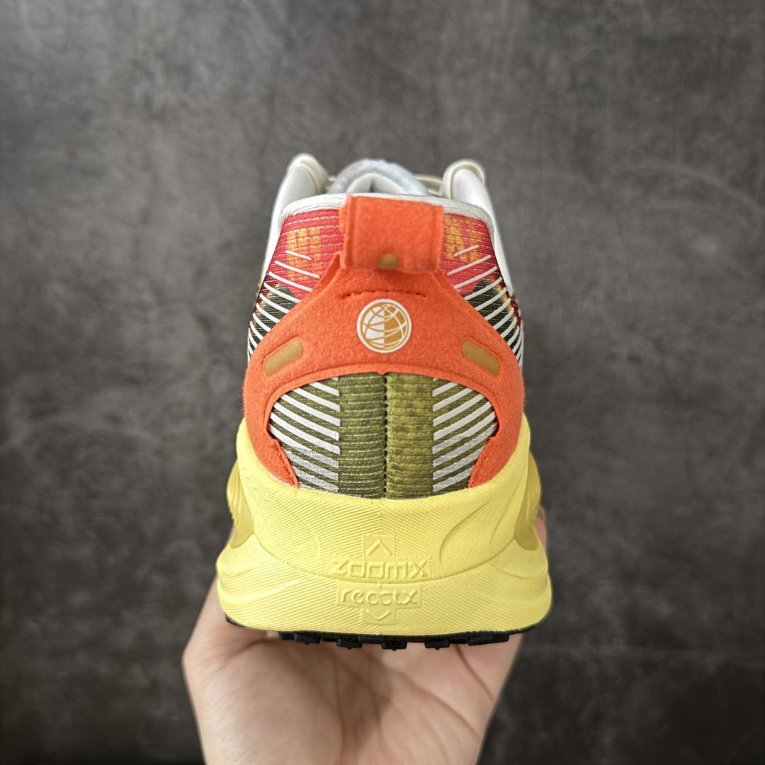 图片[4]-【XE纯原】Nike Air Zoom Vomero 18 全新科技运动跑鞋IH3576-999    目前市场最强品质 原版购入开发 鞋面采用硅胶发泡立体印刷 分体式组合大底 上层超临界ZOOM X泡棉 下层一次ReactX泡棉 区别市场一体底 超高质检清洁度 一切材质配件均与原版一致 原楦原纸板开发 匹配原版98%以上 完美弧度版型 原厂鞋标 立体反光鞋盒标 鞋盒防撞海绵 高端玩家必推版本 高价零售必推版本 欢迎对比市面任意版本‼️ 这双鞋简直是时尚与科技的完美融合。 经典黑色鞋面，质感爆棚，搭配超亮眼的银色大勾子，瞬间成为街头焦点。不仅颜值在线，缓震性能更是一绝 不管是日常出街还是慢跑锻炼，都能给双脚极致舒适体验。  码数超全，36-46码任你选！别犹豫啦，穿上它，轻松走出潮流范，开启你的时尚运动新旅程！ 码段：39-46-选品中心