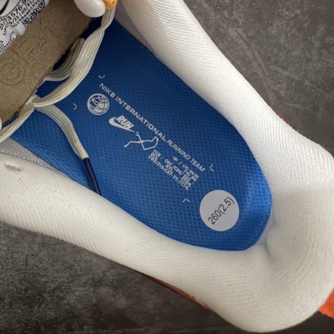 图片[8]-【XE纯原】Nike Air Zoom Vomero 18 全新科技运动跑鞋IH3576-999    目前市场最强品质 原版购入开发 鞋面采用硅胶发泡立体印刷 分体式组合大底 上层超临界ZOOM X泡棉 下层一次ReactX泡棉 区别市场一体底 超高质检清洁度 一切材质配件均与原版一致 原楦原纸板开发 匹配原版98%以上 完美弧度版型 原厂鞋标 立体反光鞋盒标 鞋盒防撞海绵 高端玩家必推版本 高价零售必推版本 欢迎对比市面任意版本‼️ 这双鞋简直是时尚与科技的完美融合。 经典黑色鞋面，质感爆棚，搭配超亮眼的银色大勾子，瞬间成为街头焦点。不仅颜值在线，缓震性能更是一绝 不管是日常出街还是慢跑锻炼，都能给双脚极致舒适体验。  码数超全，36-46码任你选！别犹豫啦，穿上它，轻松走出潮流范，开启你的时尚运动新旅程！ 码段：39-46-选品中心