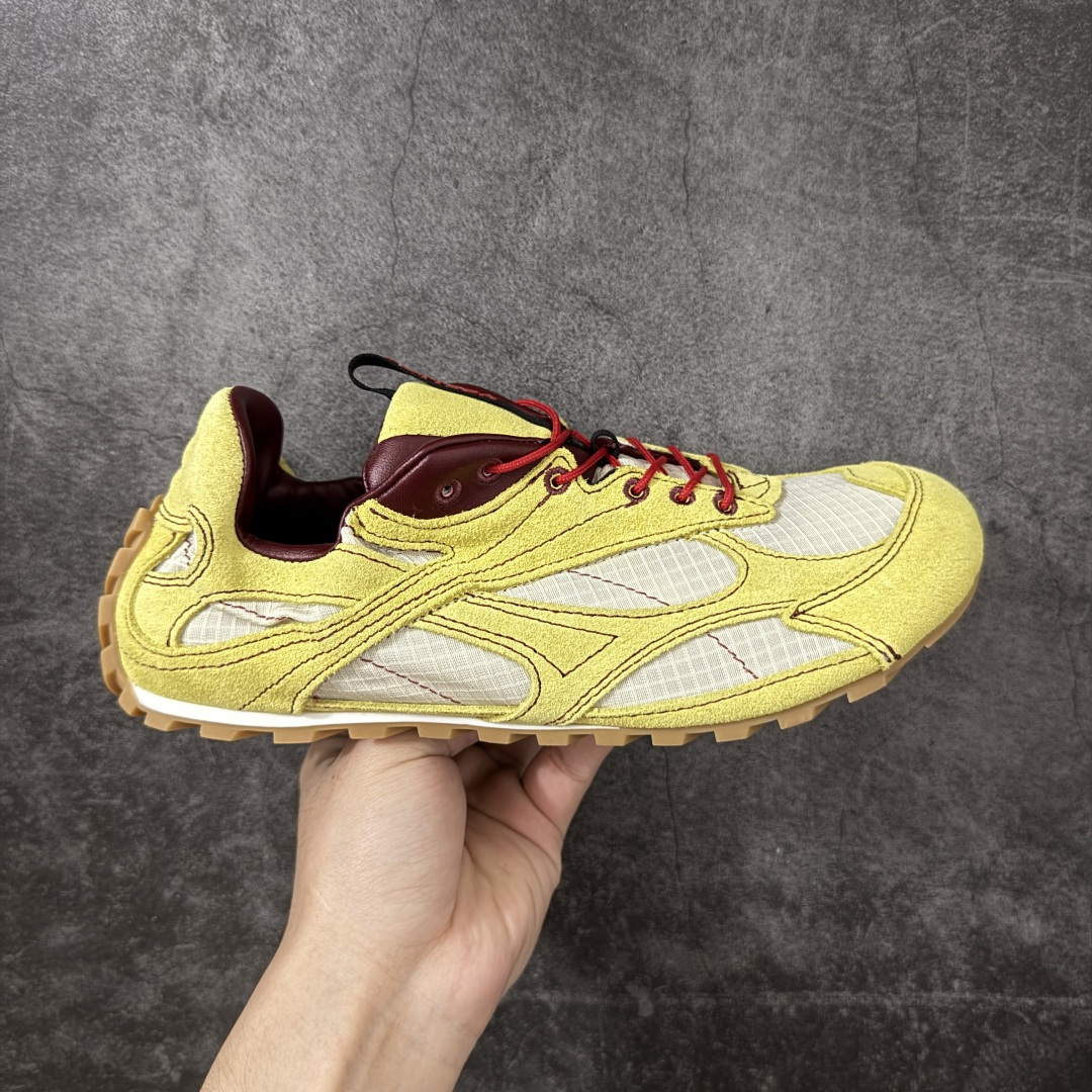 【纯原S版】BOTTEGA VENETA Orbit Runner BV葆蝶家时尚休闲王一博同款老爹鞋运动鞋 原版开发 一比一打造 相似度百分之99以上 市场一梯队级别品质 区别市场任何标文顶级品质版本 采用轻质科技网布面料 搭配几何图案设计橡胶外底 王炸系列 高版本 认准套包工艺 实际增高很多哦 还是一样显腿细非常nice 耐玩耐造 对标对版 套包鞋工艺 认准高版本 大底选用拼色TPU大底 配置原版包装 尺码：36 37 38 39 40 41 42 43 44 45 46 47-选品中心