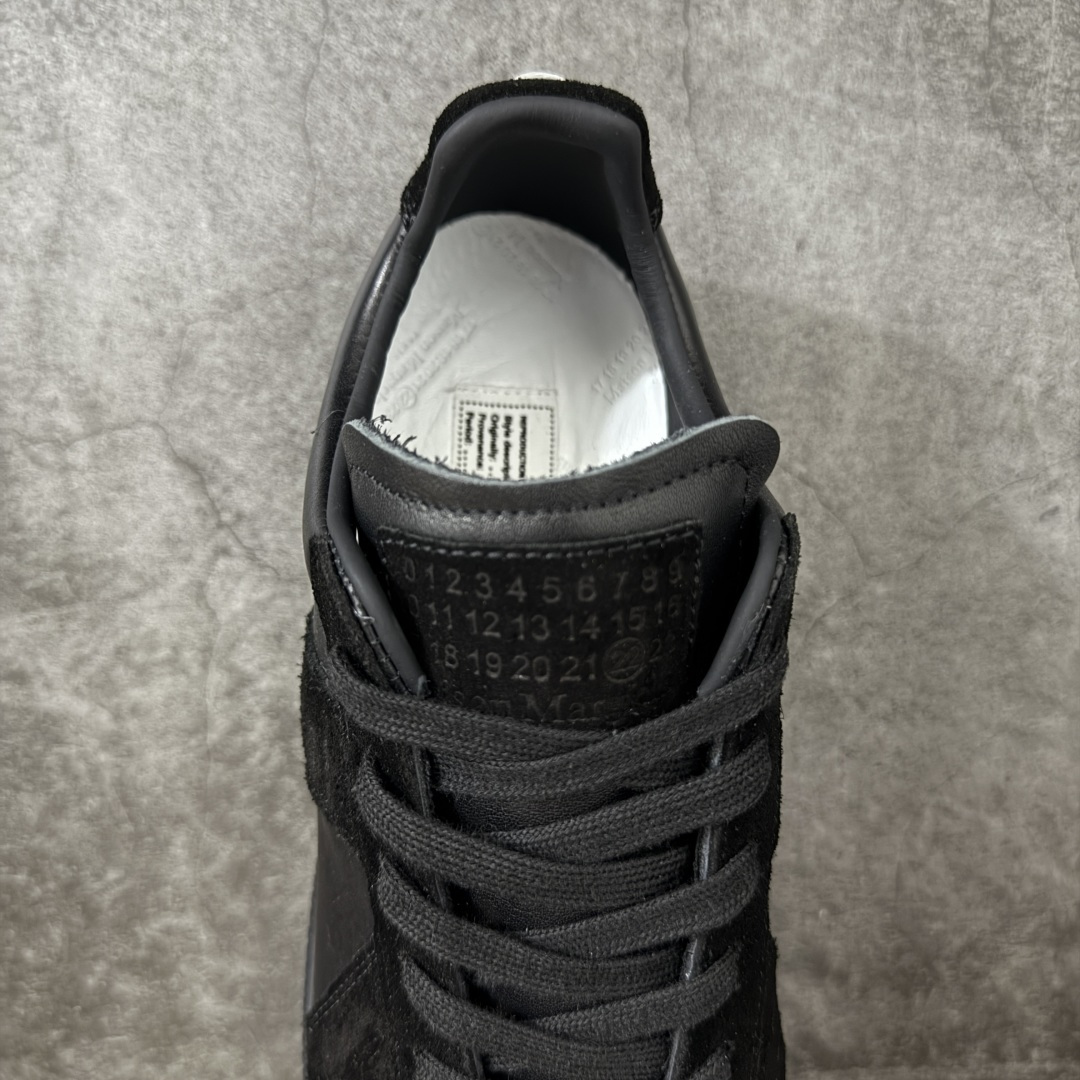 图片[8]-【顶级毒版】Maison Margiela MM6梅森马吉拉 Calfskin Replica 复古 德训 时尚板鞋 男女款 黑色 网红单品 高端外贸 平台零售专供批次 全头层软牛皮鞋面 头层羊皮内里 乳胶鞋垫 中底钢印 原版织唛 尺码：35-45 含半码-选品中心