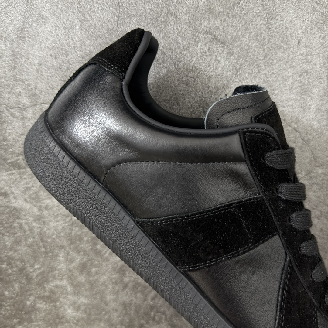 图片[7]-【顶级毒版】Maison Margiela MM6梅森马吉拉 Calfskin Replica 复古 德训 时尚板鞋 男女款 黑色 网红单品 高端外贸 平台零售专供批次 全头层软牛皮鞋面 头层羊皮内里 乳胶鞋垫 中底钢印 原版织唛 尺码：35-45 含半码-选品中心