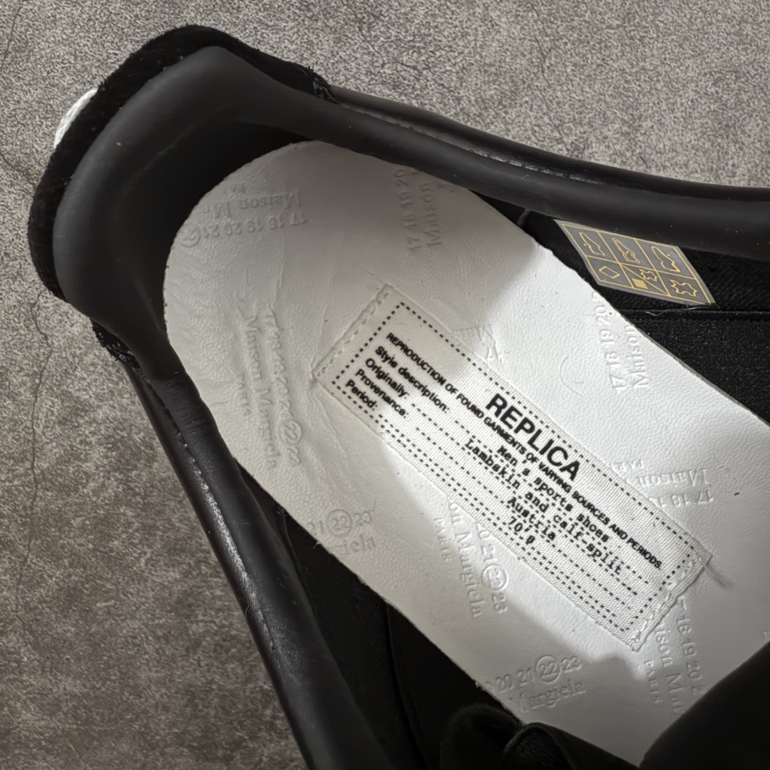 图片[8]-【顶级毒版】Maison Margiela MM6梅森马吉拉 Calfskin Replica 复古 德训 时尚板鞋 男女款 黑色 网红单品 高端外贸 平台零售专供批次 全头层软牛皮鞋面 头层羊皮内里 乳胶鞋垫 中底钢印 原版织唛 尺码：35-45 含半码-选品中心