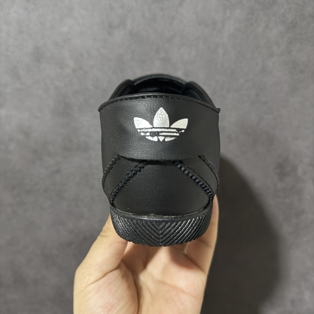 图片[4]-【公司级】adidas Originals ANFU MJ 玛丽珍鞋 这是一双融合复古德训与芭蕾玛丽珍风格的三叶草限定鞋款，以经典 T 头鞋型为基底，搭配魔术贴绑带与三条杠元素，既保留了德训鞋的复古街头感，又注入芭蕾风的温柔优雅。 货号：KH7638 尺码：35.5-42含半码-选品中心
