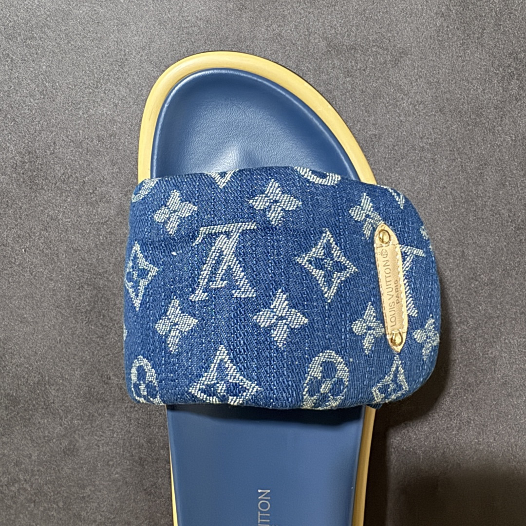 图片[5]-【纯原版】Louis Vuitton 2026专柜 春夏新款 LV情侣厚底魔术贴拖鞋明星同款 网红博主推荐 原版开模 代购版本 Lv 原版3D打印老花 内里海绵 水台4.5CM 原版私膜 真皮大底 全套专柜包装 货号： AG2U72722 尺码：36 37 38 39 40 41 42 43 44 45 46 47-选品中心