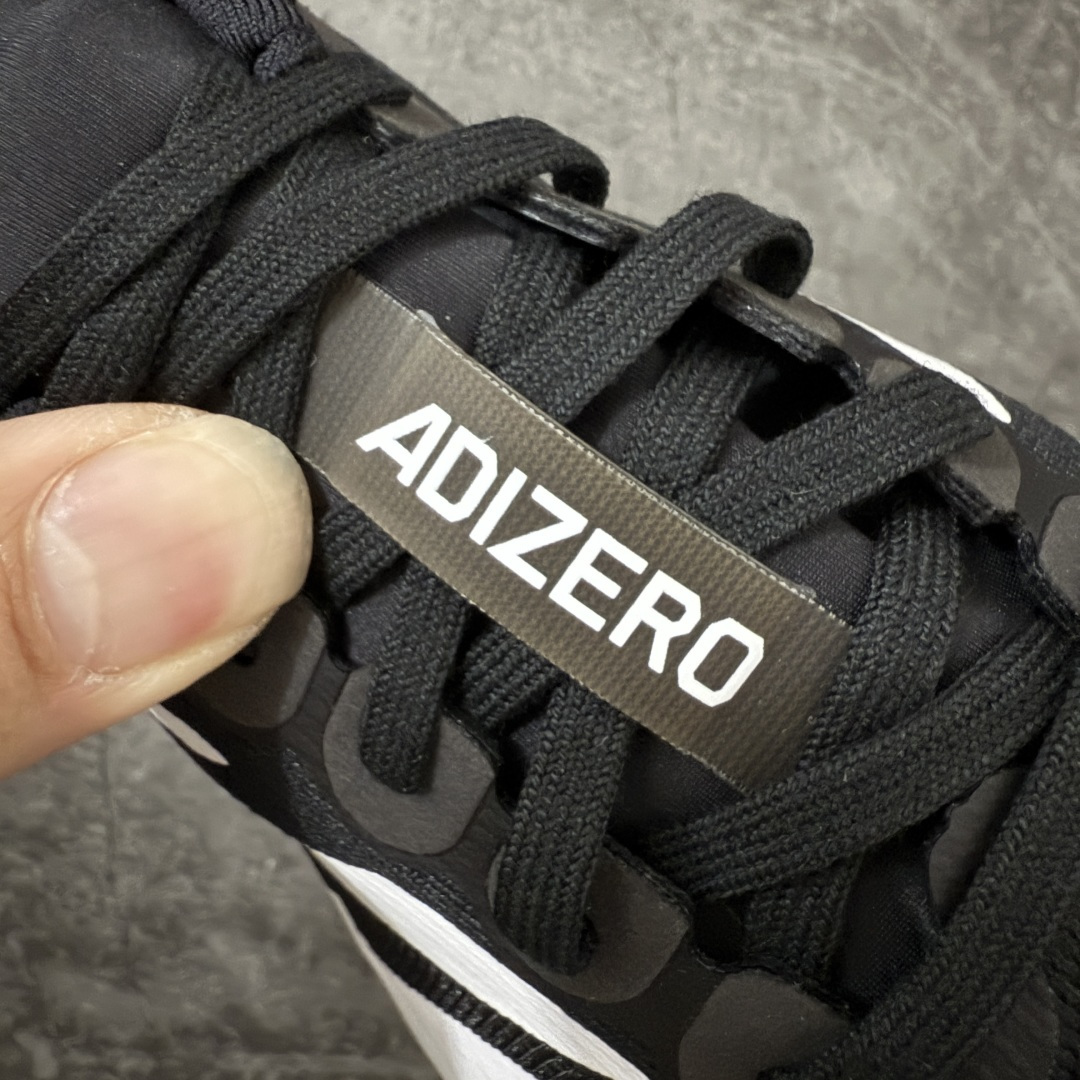图片[6]-【XE版本】Adidas Adizero EVO SL 马拉松竞速专业跑鞋 市场最强版出货 原材料 内置碳板 原厂网纱潮流 超临界发泡大底 脚感软弹度与原版几乎无差别 细节目前市场最接近原版品质 外贸专供 最大做到48码 此款针织网面非常轻薄 纤维间的缝隙很大 可以保证跑步时的透气、排汗效果 鞋舌直接与两侧的内衬和鞋底连接在一起 在跑步过程中不会被鞋舌的左右移动所困扰 在标准鞋带孔的基础上再拓宽一组鞋带孔 适合不同脚型的需求 突破性 EnergyRods 技术，有助于跑者实现更好的成绩 中底独特的LIGHTSTRIKE PRO泡棉材质 微弹感觉在跑步过程中给予了良好的支撑体验 对于顶级精英和高水平进阶跑者来说 ADIOS PRO是一双值得信赖的竞速比赛用鞋 货号：JP7149 尺码：36-48-选品中心