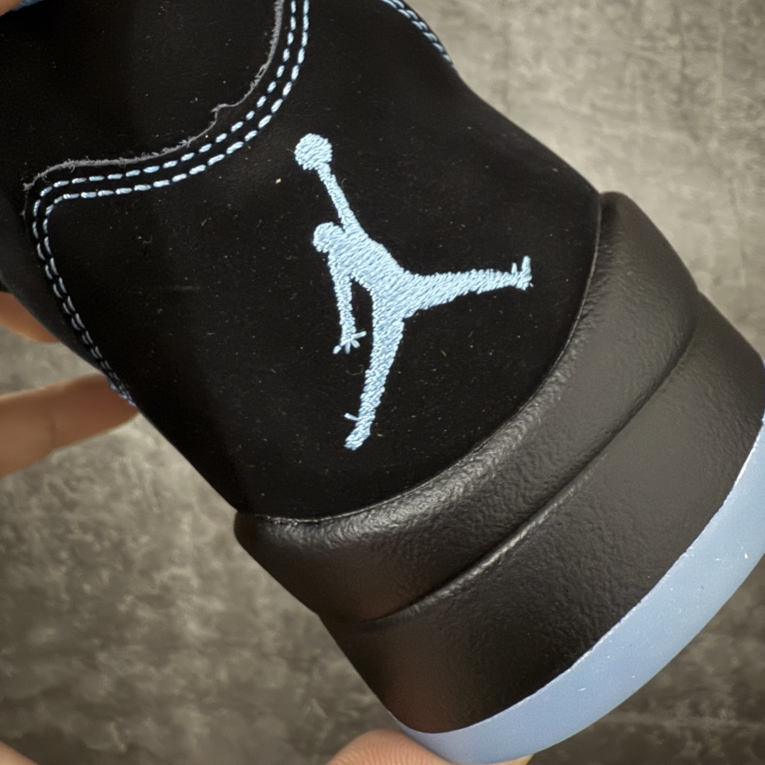 图片[2]-【原厂版】Air Jordan 5 Retro \”Black University Blue\” AJ5 乔5大学蓝 DD0587-008  纯原生产线出品 大厂出品 原楦原纸板 外贸出口品质 客供原厂材料开发 高水准工艺打造 极致一眼正品既视感 细节如图所示  尺码：40 40.5 41 42 42.5 43 44 44.5 45 46 47.5-选品中心