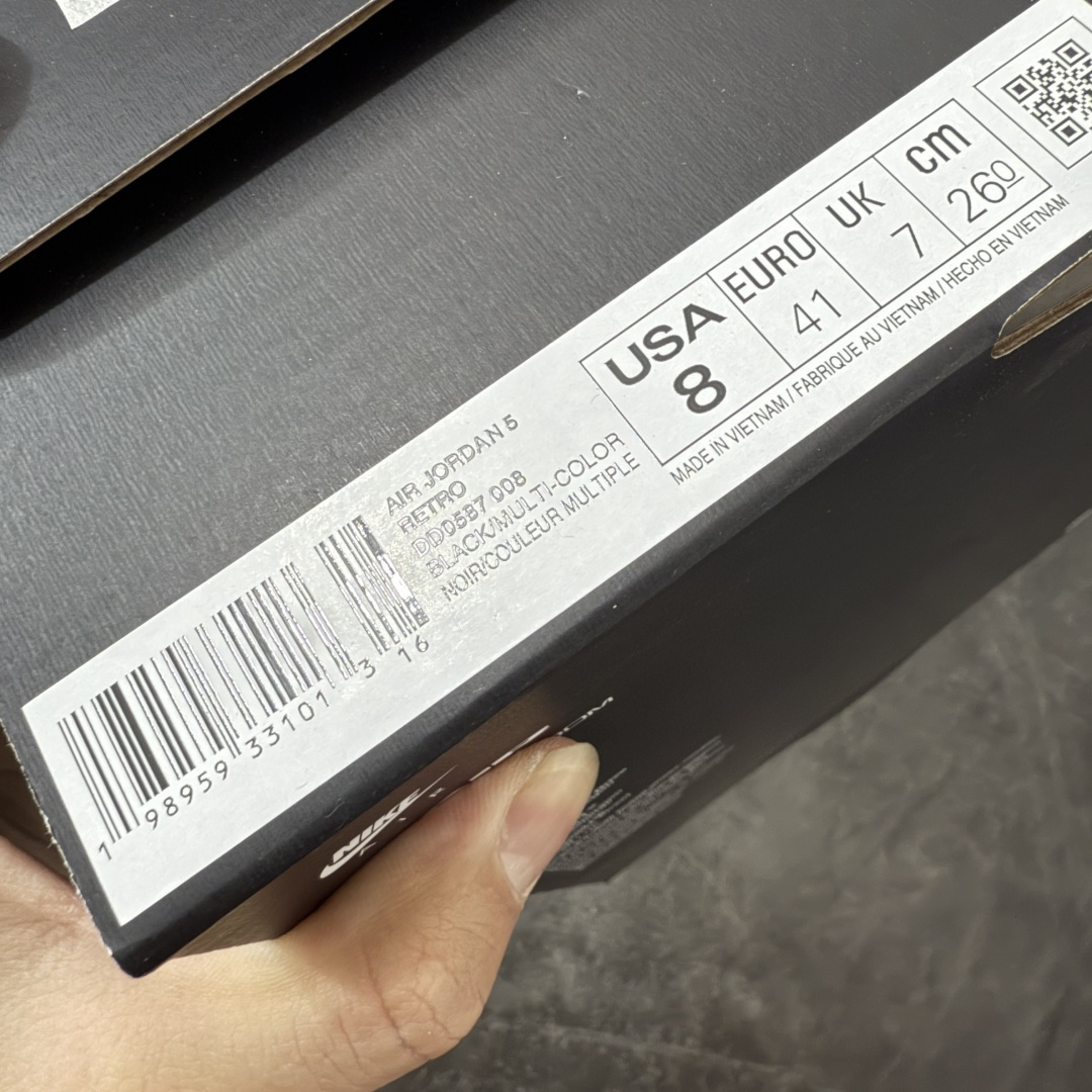 图片[8]-【原厂版】Air Jordan 5 Retro \”Black University Blue\” AJ5 乔5大学蓝 DD0587-008  纯原生产线出品 大厂出品 原楦原纸板 外贸出口品质 客供原厂材料开发 高水准工艺打造 极致一眼正品既视感 细节如图所示  尺码：40 40.5 41 42 42.5 43 44 44.5 45 46 47.5-选品中心