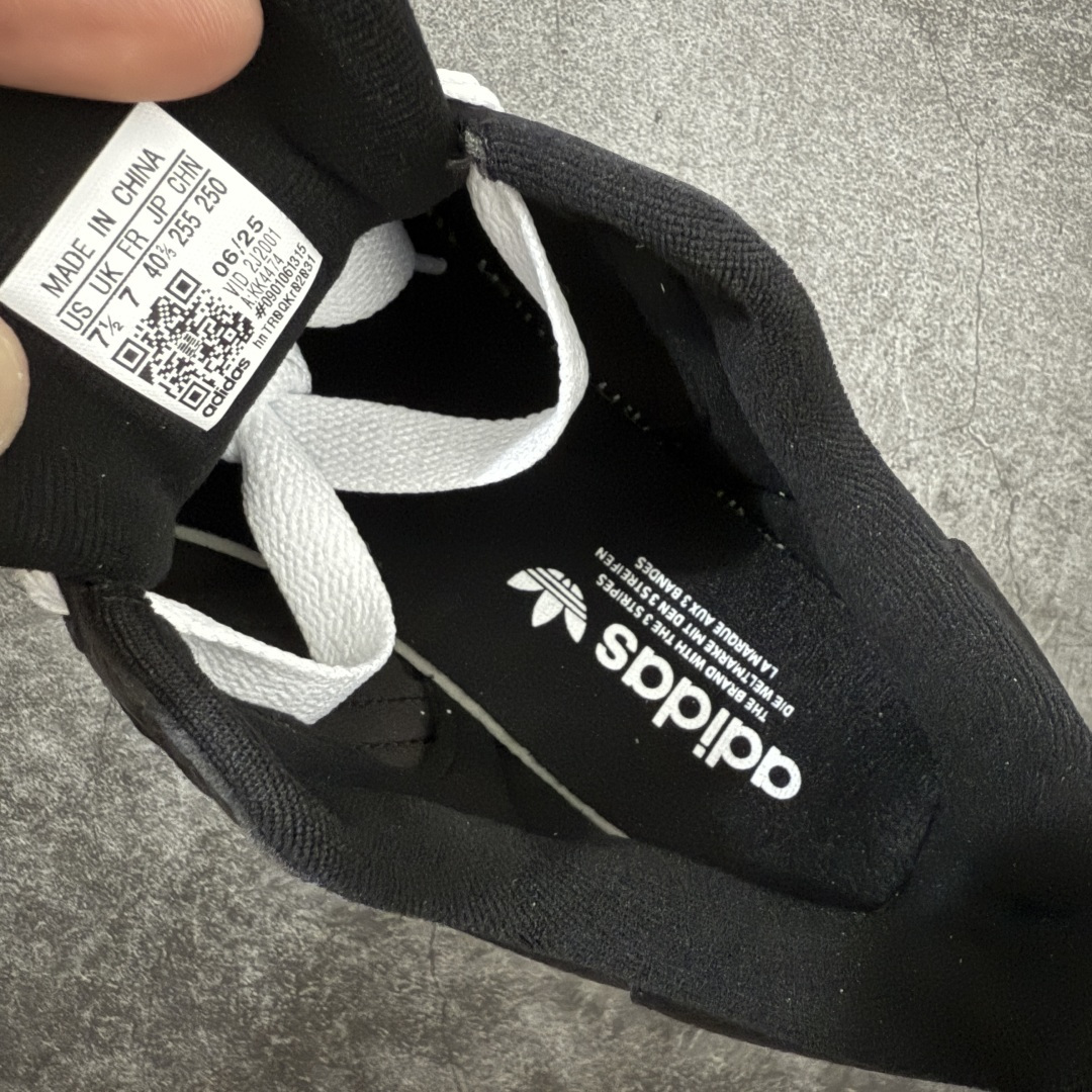 图片[8]-【平台纯原版】二代贝壳头Adidas Originals Superstar 白黑荔枝皮全新配色贝壳头休闲板鞋 平台正单 全鞋百分百原材料 全鞋电脑针车 Logo针车间距针数原版一致 皮料切割冲裁零瑕疵 原鞋一致含胶量大底 原盒中文内外标 大几率过验 不对比市面只对比原鞋 只服务最高端市场 货号：KK4474 尺码：35 36 36.5 37 38 38.5 39 40 40.5 41 42 42.5 43 44 44.5 45-选品中心
