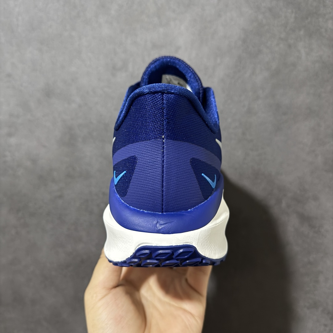 图片[4]-【公司级】Nike Air Zoom Winflo 登月系列 耐克 网面透气 训跑练步鞋 舒适脚感 拥有 Zoom Air 一如既往的稳定感和流畅感 鞋面采用工程网眼设计 为特定高热区域营造出色透气性 进一步增加鞋面的穿孔数量 让足部能够快速散热 货号：YB2528-005 尺码：40～45-选品中心