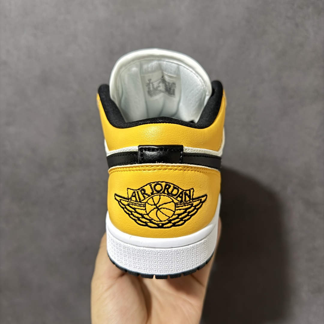 图片[4]-【H11纯原】Nike Air Jordan 1 Low SE AJ1 乔一 舒适贴合 防滑耐磨 低帮 复古篮球鞋 货号：CZ4776-107 尺码：35.5 36 36.5 37.5 38 38.5 39 40 40.5 41 42 42.5 43 44 45 46 47.5 #H11顶级纯原 纯原外贸平台特供订单 #全套原纸板楦头开发 #原厂特供材料配套加持 #确保原汁原味 完美呈现版型 #原档数据独家私模大底 #男女鞋同步官方开发至48.5 #原装进口轻量化鞋垫 #进口港宝加持 后跟自然饱满 还原公司包裹性 #鞋面采用原装数据贴合技术 #全方位贴合包裹脚型 #鞋跟部鞋底牵引设计 #提供强大的抓地性能 #更适应不同实战场地路面-选品中心