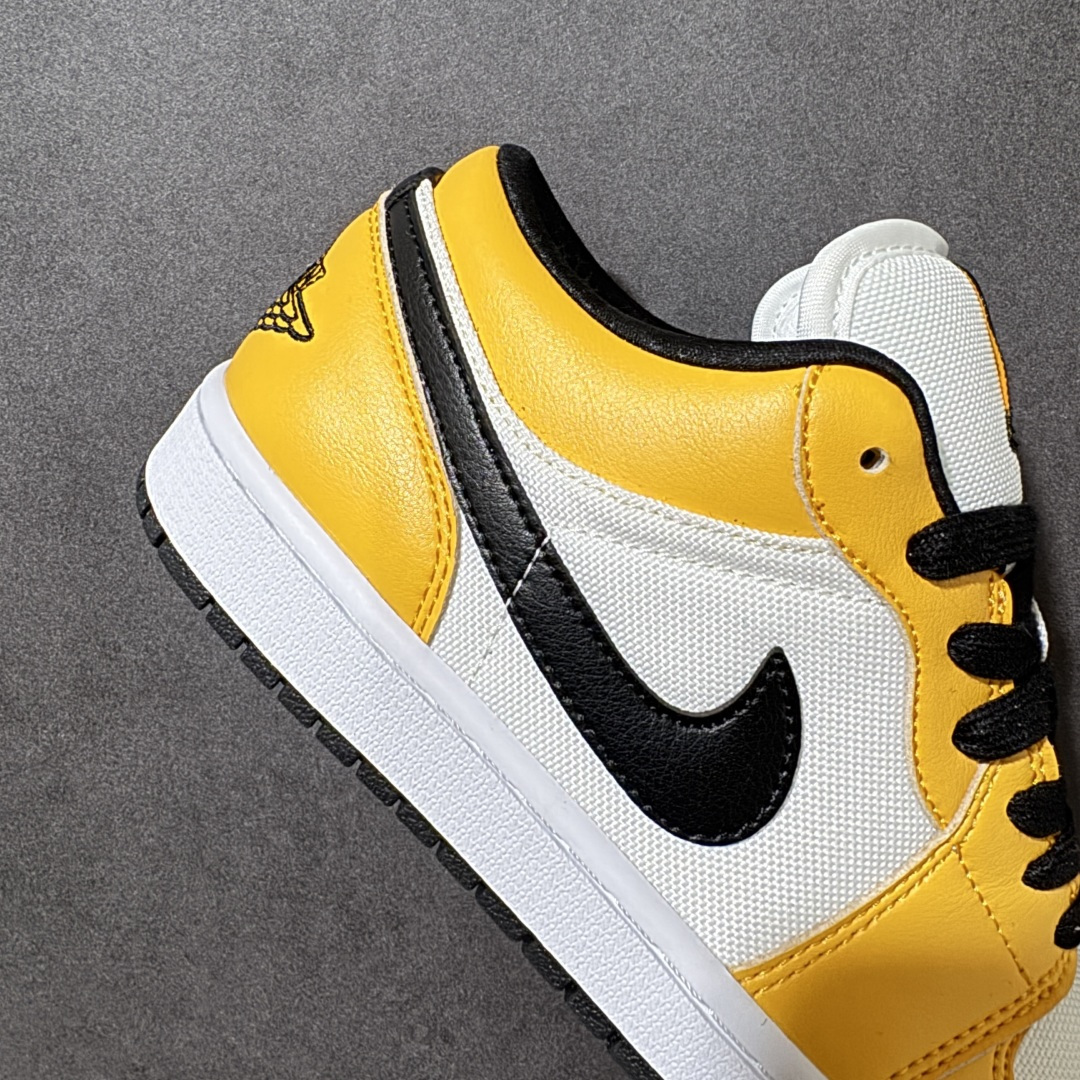 图片[7]-【H11纯原】Nike Air Jordan 1 Low SE AJ1 乔一 舒适贴合 防滑耐磨 低帮 复古篮球鞋 货号：CZ4776-107 尺码：35.5 36 36.5 37.5 38 38.5 39 40 40.5 41 42 42.5 43 44 45 46 47.5 #H11顶级纯原 纯原外贸平台特供订单 #全套原纸板楦头开发 #原厂特供材料配套加持 #确保原汁原味 完美呈现版型 #原档数据独家私模大底 #男女鞋同步官方开发至48.5 #原装进口轻量化鞋垫 #进口港宝加持 后跟自然饱满 还原公司包裹性 #鞋面采用原装数据贴合技术 #全方位贴合包裹脚型 #鞋跟部鞋底牵引设计 #提供强大的抓地性能 #更适应不同实战场地路面-选品中心
