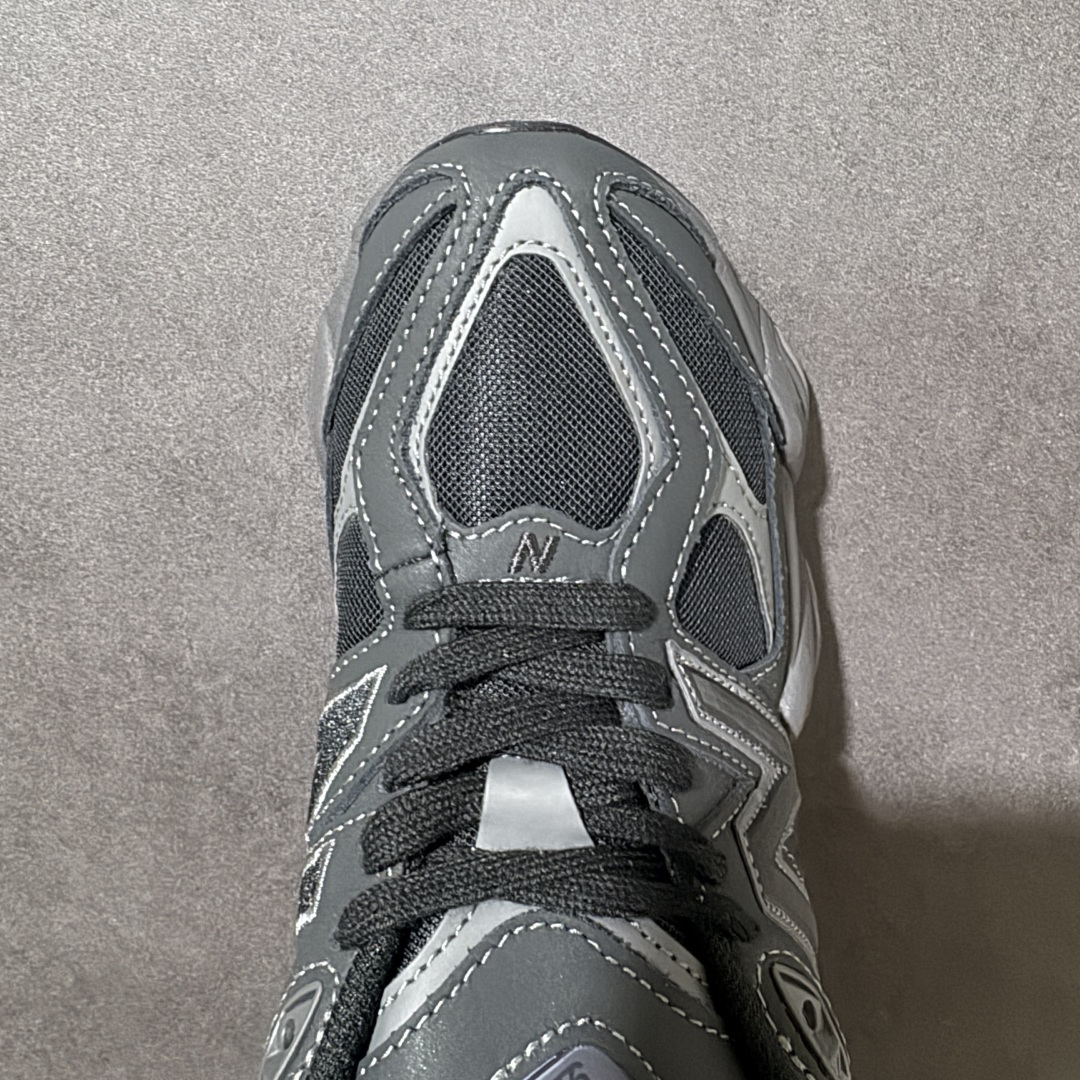 图片[5]-【公司级】New Balance 9060系列 新百伦 复古休闲运动慢跑鞋 鞋面大身由空间双格及磨砂鞋面拼接而生 采用大面积网眼以及麂皮材质覆盖鞋身 还原经典气质 搭载ABZORB避震科技 由泡沫聚酯制成 上脚可以有效减少由鞋底反弹对身体及双腿的冲击力 货号：U906079E 尺码：36 37 37.5 38 38.5 39.5 40 40.5 41.5 42 42.5 43 44 45-选品中心