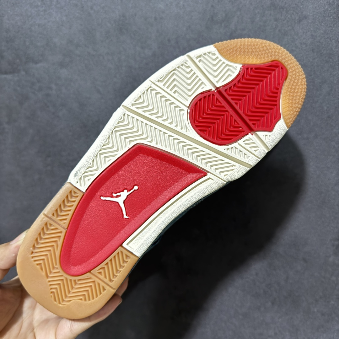 图片[9]-【公司级】Air Jordan AJ4 Retro 原楦原纸板同源开发 完美呈现乔4的版型 内侧正确双色网格 还原细节 正确气垫颜色 正确网格工艺 正确拉帮工艺 全鞋原装材料制作 原档案原模具打造 货号：AQ2571-401 尺码：36-46带半码-选品中心