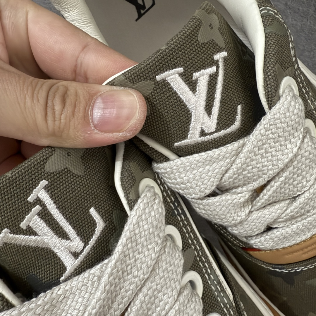 图片[10]-【天花板/Goat版】LV 路易威登LOUIS VUITTON Tilted Low Sneakers 倾斜系列低帮复古休闲运动文化百搭板鞋 2026早春款板鞋 饼干鞋 市场最顶天花板出货 礼盒包装 私模开发大底 正确细节 原鞋原材料1：1打造 完美版型做工 欢迎对比市场任何品质的货品 广东原产 专业LV大厂出品 正确底 大底开发近半年 原楦型开发纸版 全鞋原材料打造 细节 针车 烫金 中底无可挑剔 包装说明书防尘布袋物件(附送官方快递加固牛皮纸外盒!!)# 尺码：40 41 42 43 44 45 46-选品中心