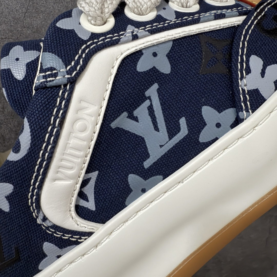 图片[4]-【天花板/Goat版】LV 路易威登LOUIS VUITTON Tilted Low Sneakers 倾斜系列低帮复古休闲运动文化百搭板鞋 2026早春款板鞋 饼干鞋 市场最顶天花板出货 礼盒包装 私模开发大底 正确细节 原鞋原材料1：1打造 完美版型做工 欢迎对比市场任何品质的货品 广东原产 专业LV大厂出品 正确底 大底开发近半年 原楦型开发纸版 全鞋原材料打造 细节 针车 烫金 中底无可挑剔 包装说明书防尘布袋物件(附送官方快递加固牛皮纸外盒!!)# 尺码：40 41 42 43 44 45 46-选品中心