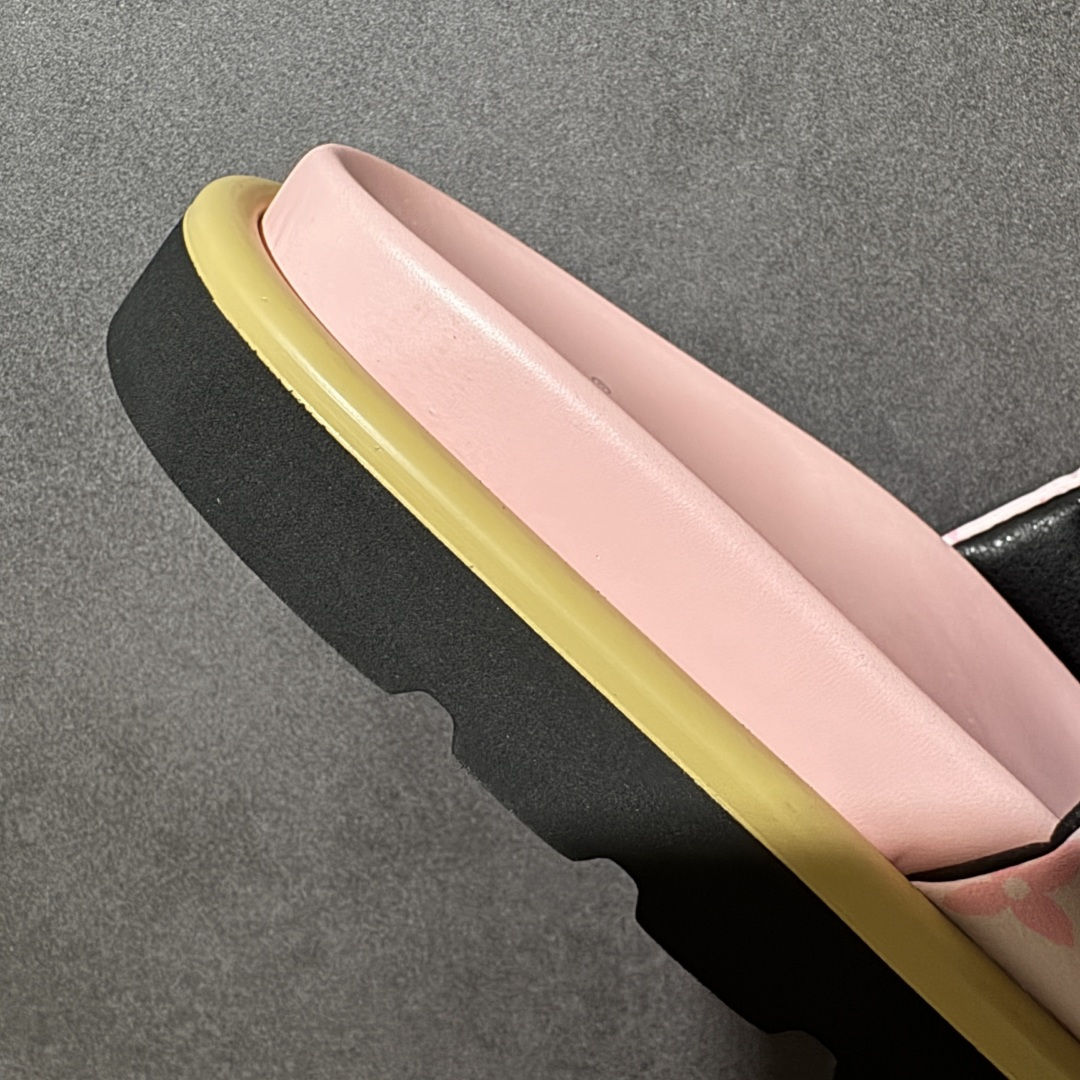 图片[7]-【广东礼盒版本】LOUIS VUITTON | 路易威登2024 𝐬𝐬💛春夏最新爆款魔术贴系列 情侣款厚底拖鞋 原版全套礼盒包装 鞋面：LV进口5D打印花布，牛皮内里 大底：原版开模大底 尺码： 35-44-选品中心