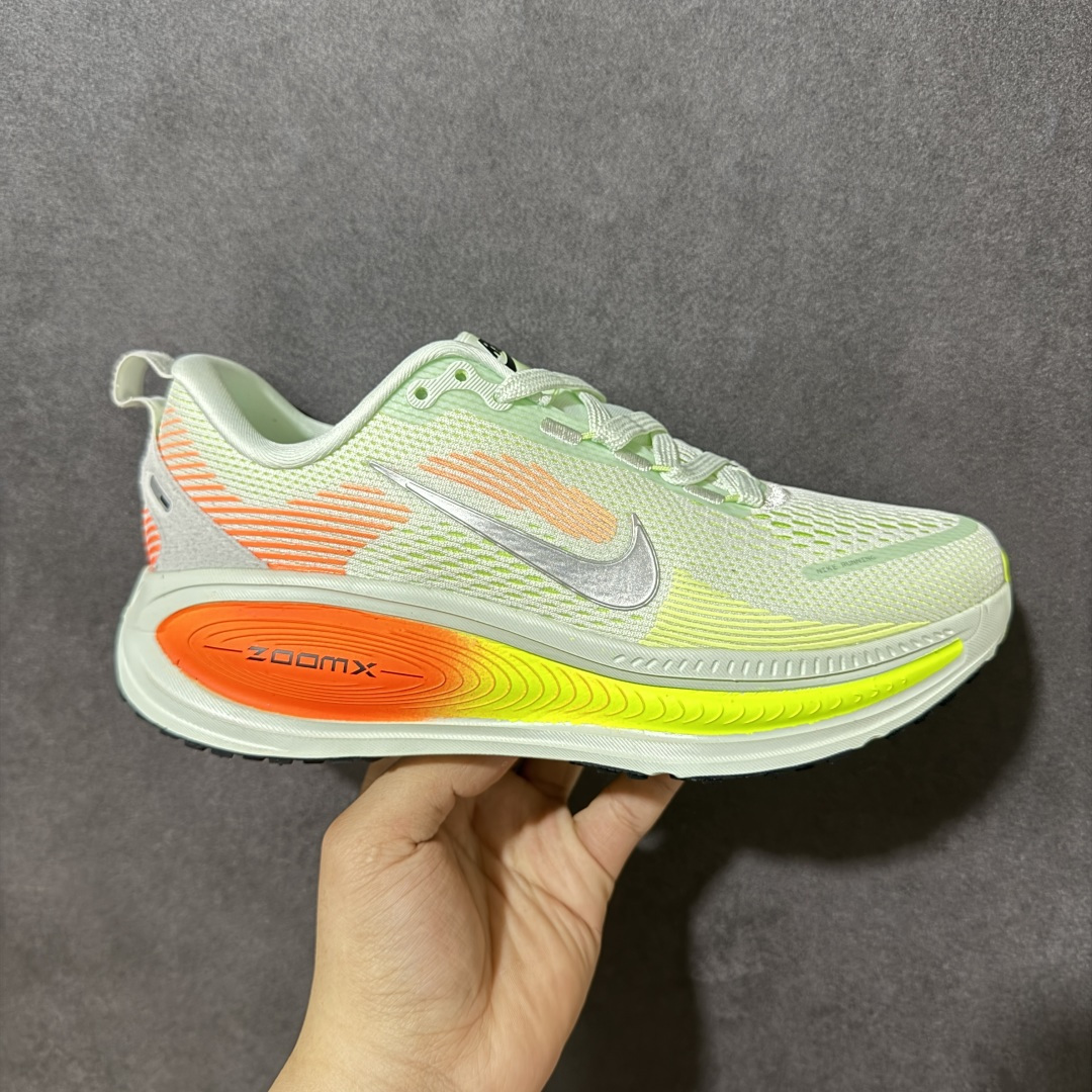 【公司级】奥莱 天猫平台充正订单 Nike VOMERO 18 Plus 舒适百搭 低帮 休闲训练城市通勤跑步鞋 原厂软底 原厂材料制作 款号：HM6803-300 尺码：36 36.5 37.5 38 38.5 39 40 40.5 41 42 42.5 43 44 44.5 45-选品中心