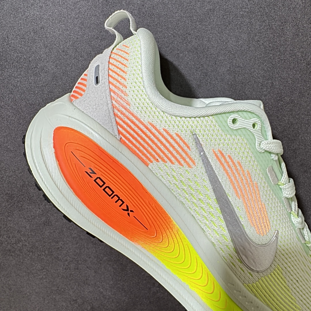 图片[7]-【公司级】奥莱 天猫平台充正订单 Nike VOMERO 18 Plus 舒适百搭 低帮 休闲训练城市通勤跑步鞋 原厂软底 原厂材料制作 款号：HM6803-300 尺码：36 36.5 37.5 38 38.5 39 40 40.5 41 42 42.5 43 44 44.5 45-选品中心