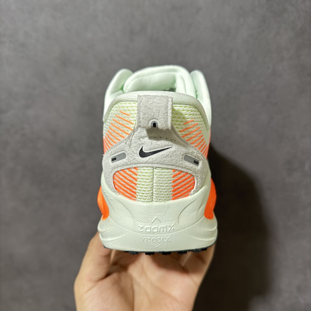 图片[4]-【公司级】奥莱 天猫平台充正订单 Nike VOMERO 18 Plus 舒适百搭 低帮 休闲训练城市通勤跑步鞋 原厂软底 原厂材料制作 款号：HM6803-300 尺码：36 36.5 37.5 38 38.5 39 40 40.5 41 42 42.5 43 44 44.5 45-选品中心