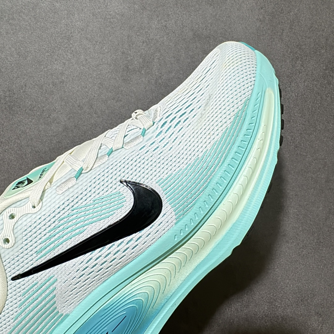 图片[8]-【公司级】奥莱 天猫平台充正订单 Nike VOMERO 18 Plus 舒适百搭 低帮 休闲训练城市通勤跑步鞋 原厂软底 原厂材料制作 款号：HM6803-103 尺码：36 36.5 37.5 38 38.5 39 40 40.5 41 42 42.5 43 44 44.5 45-选品中心
