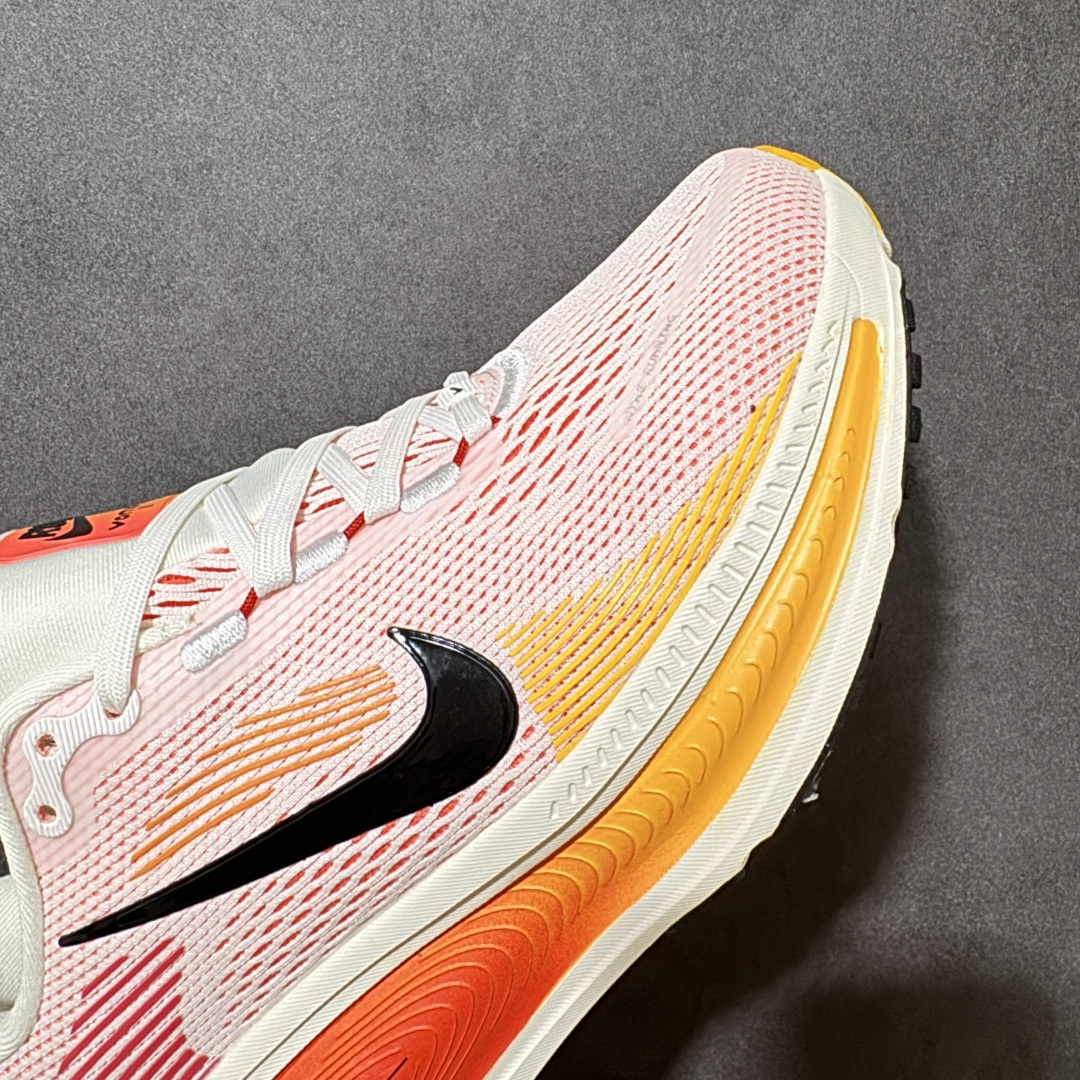 图片[8]-【公司级】奥莱 天猫平台充正订单 Nike VOMERO 18 Plus 舒适百搭 低帮 休闲训练城市通勤跑步鞋 原厂软底 原厂材料制作 款号：HM6804-100 尺码：36 36.5 37.5 38 38.5 39 40 40.5 41 42 42.5 43 44 44.5 45-选品中心