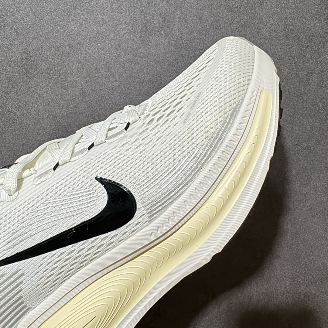 图片[8]-【公司级】奥莱 天猫平台充正订单 Nike VOMERO 18 Plus 舒适百搭 低帮 休闲训练城市通勤跑步鞋 原厂软底 原厂材料制作 款号：HM6803-101 尺码：36 36.5 37.5 38 38.5 39 40 40.5 41 42 42.5 43 44 44.5 45-选品中心