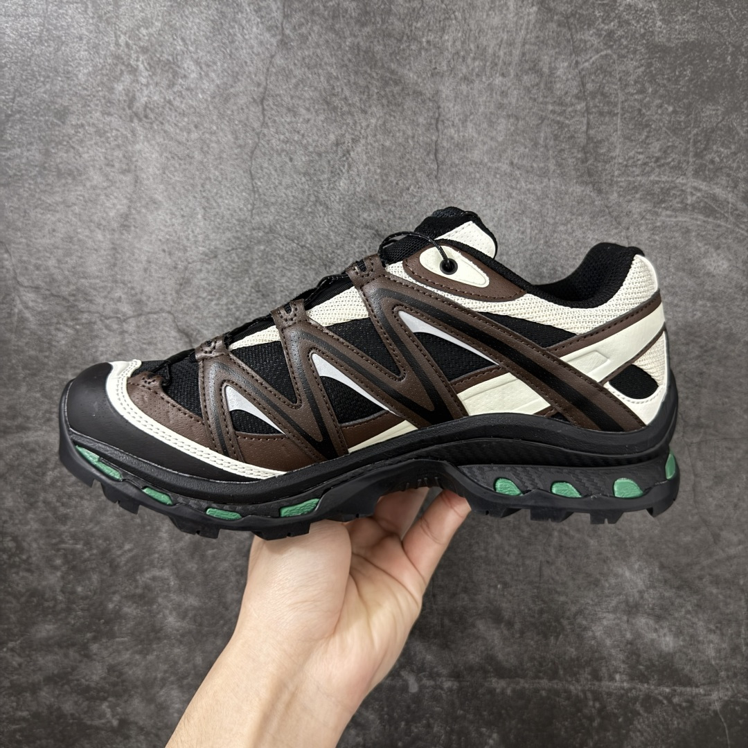 图片[2]-【巅峰升级版】Salomon XT-QUEST ADV 萨洛蒙情侣款户外机能鞋 491718 全新工厂出品 升级品质 全鞋改进为原厂一致材料打造 全新修长鞋型 版型正 全新玻璃冲刀 清洁度提升 中底带数字钢印 网面与鞋头材料校对一致无色差 鞋盒同步原版牛皮纸鞋盒 鞋头处添加☯️太极标 细节多次修改校正 坚持同步原版无差别 终端优势供应 尺码：36 36.5 37.5 38 38.5 39 40 40.5 41 42 42.5 43 44 44.5 45 46-选品中心