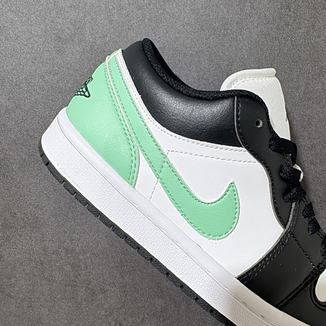 图片[7]-【H11纯原】Nike Air Jordan 1 Low SE AJ1 乔一 舒适贴合 防滑耐磨 低帮 复古篮球鞋 货号：553558-131 尺码：35.5 36 36.5 37.5 38 38.5 39 40 40.5 41 42 42.5 43 44 45 46 47.5 #H11顶级纯原 纯原外贸平台特供订单 #全套原纸板楦头开发 #原厂特供材料配套加持 #确保原汁原味 完美呈现版型 #原档数据独家私模大底 #男女鞋同步官方开发至48.5 #原装进口轻量化鞋垫 #进口港宝加持 后跟自然饱满 还原公司包裹性 #鞋面采用原装数据贴合技术 #全方位贴合包裹脚型 #鞋跟部鞋底牵引设计 #提供强大的抓地性能 #更适应不同实战场地路面-选品中心