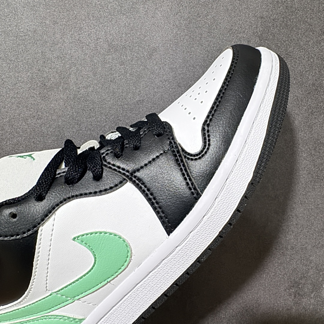 图片[8]-【H11纯原】Nike Air Jordan 1 Low SE AJ1 乔一 舒适贴合 防滑耐磨 低帮 复古篮球鞋 货号：553558-131 尺码：35.5 36 36.5 37.5 38 38.5 39 40 40.5 41 42 42.5 43 44 45 46 47.5 #H11顶级纯原 纯原外贸平台特供订单 #全套原纸板楦头开发 #原厂特供材料配套加持 #确保原汁原味 完美呈现版型 #原档数据独家私模大底 #男女鞋同步官方开发至48.5 #原装进口轻量化鞋垫 #进口港宝加持 后跟自然饱满 还原公司包裹性 #鞋面采用原装数据贴合技术 #全方位贴合包裹脚型 #鞋跟部鞋底牵引设计 #提供强大的抓地性能 #更适应不同实战场地路面-选品中心