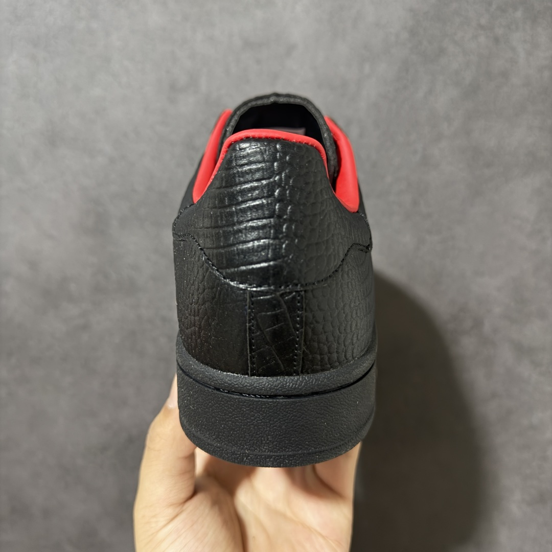 图片[4]-【纯原版】Adidas Originals Superstar II 防滑耐磨 低帮贝壳头板鞋 同步官方配色，全新升级鞋型，更贴合脚型，标志性贝壳头+三条杠设计，复古又百搭，从60年代火到现在不是没道理 货号：IH9310 尺码：35.5 36 36.5 37 38 38.5 39 40 40.5 41 42 42.5 43 44 44.5 45-选品中心