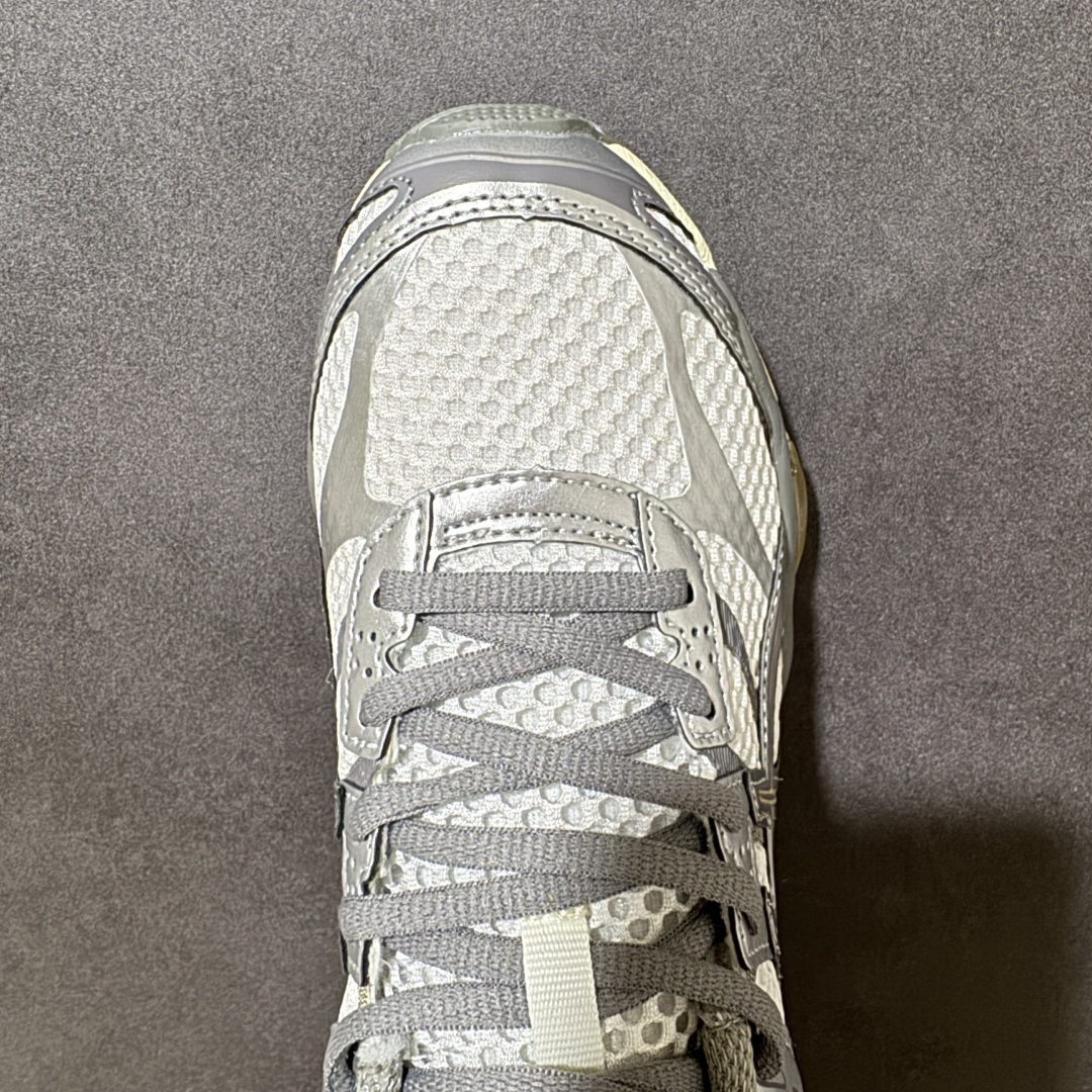 图片[5]-【公司级】Asics Gel-Cumulus 16 亚瑟士 防滑耐磨 休闲运动鞋 采用双层提花网面设计 提高包裹性和透气性 后跟搭载稳定系统科技T-GEL提升整体支撑力和结构感 减少对身体带来的冲击负荷 创新中底至轻回弹 货号：1203A733-101 尺码：36 37 37.5 38 39 39.5 40.5 41.5 42 42.5 43.5 44 45 46 47-选品中心