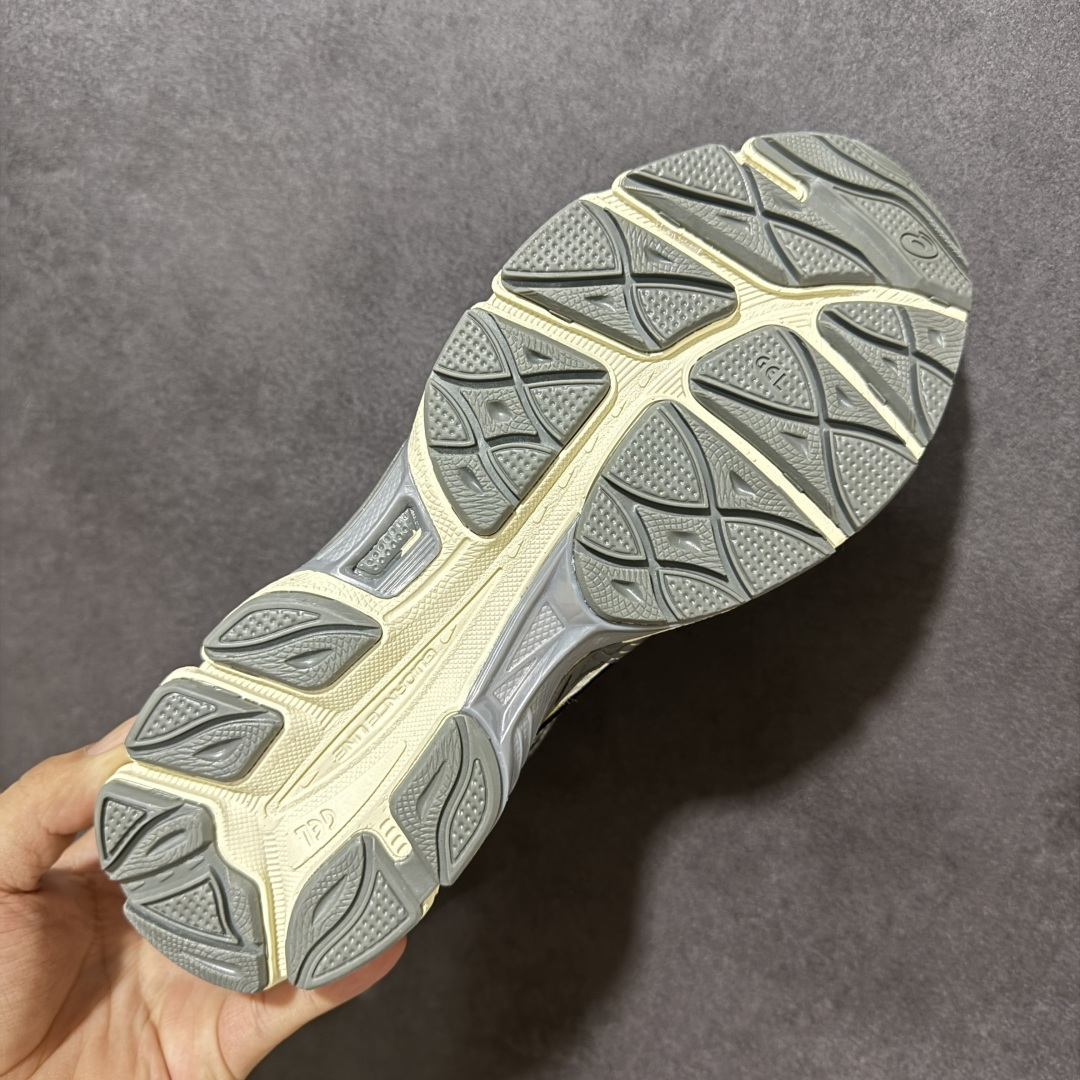 图片[9]-【公司级】Asics Gel-Cumulus 16 亚瑟士 防滑耐磨 休闲运动鞋 采用双层提花网面设计 提高包裹性和透气性 后跟搭载稳定系统科技T-GEL提升整体支撑力和结构感 减少对身体带来的冲击负荷 创新中底至轻回弹 货号：1203A733-101 尺码：36 37 37.5 38 39 39.5 40.5 41.5 42 42.5 43.5 44 45 46 47-选品中心