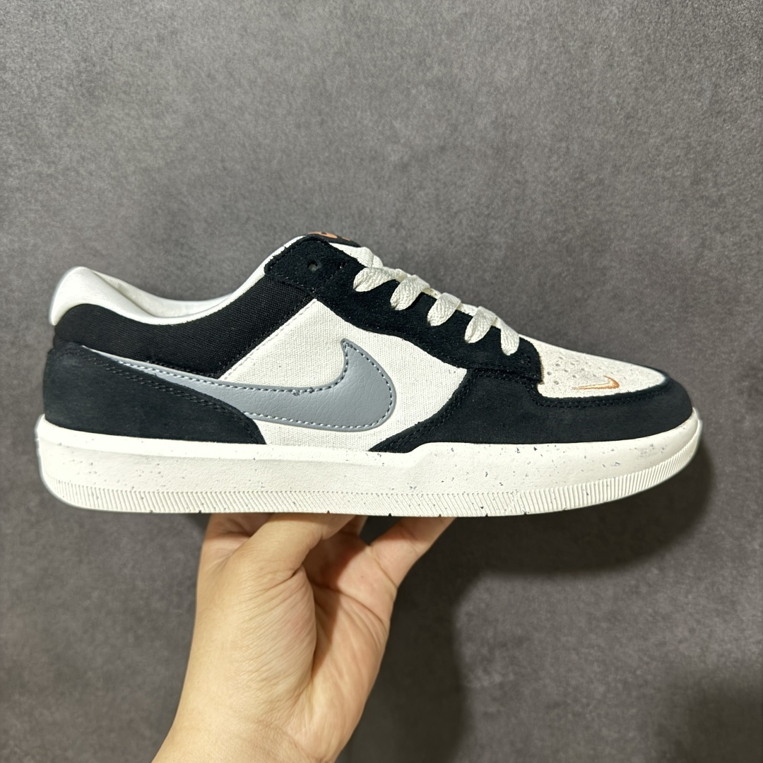 【公司级】Nike SB Force 58 耐克 低帮休闲板鞋 是一款将前沿创新带入街头的单品 它具有硫化杯底 具有出色的耐用性和灵活性 使用帆布和绒面革 在饰面上置通风口 货号：DV5477-012 尺码：36 36.5 37.5 38 38.5 39 40 40.5 41 42 42.5 43 44 45-选品中心
