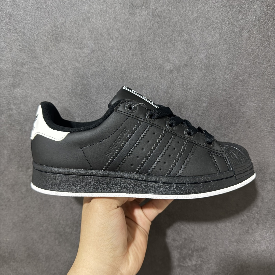 【公司级】Adidas Originals Superstar 二代 2026全新版本 贝壳头官方同步 全鞋进口头层皮料打造。区别市面普通真标版本，进出专柜无压力 货号： JR0029 尺码： 36 36.5 37.5 38 38.5 39 40 40.5 41 42 42.5 43 44 45-选品中心