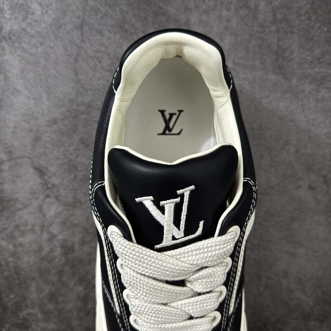 图片[8]-【佛山超a版】LV 路易威登LOUIS VUITTON Tilted Low Sneakers 倾斜系列低帮复古休闲运动文化百搭板鞋 2026早春款板鞋 市场最顶天花板 正确细节 完美版型做工 欢迎对比市场任何品质的货品 广东原产 升级原楦型开发纸版 包装说明书防尘布袋物件(附送官方快递加固牛皮纸外盒!!)#采用Monogram 丹宁布鞋面材质#鞋垫嵌入软脚感EVA物料#后跟耐弯折滴塑支撑片#全新开发TPR光泽组合隔色鞋底❗ 尺码：39 40 41 42 43 44 45-选品中心