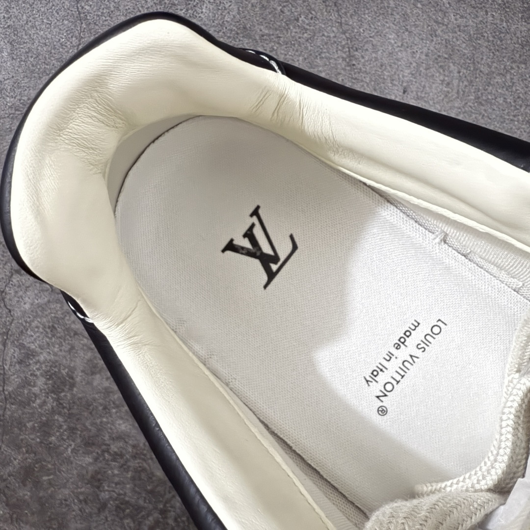 图片[9]-【佛山超a版】LV 路易威登LOUIS VUITTON Tilted Low Sneakers 倾斜系列低帮复古休闲运动文化百搭板鞋 2026早春款板鞋 市场最顶天花板 正确细节 完美版型做工 欢迎对比市场任何品质的货品 广东原产 升级原楦型开发纸版 包装说明书防尘布袋物件(附送官方快递加固牛皮纸外盒!!)#采用Monogram 丹宁布鞋面材质#鞋垫嵌入软脚感EVA物料#后跟耐弯折滴塑支撑片#全新开发TPR光泽组合隔色鞋底❗ 尺码：39 40 41 42 43 44 45-选品中心