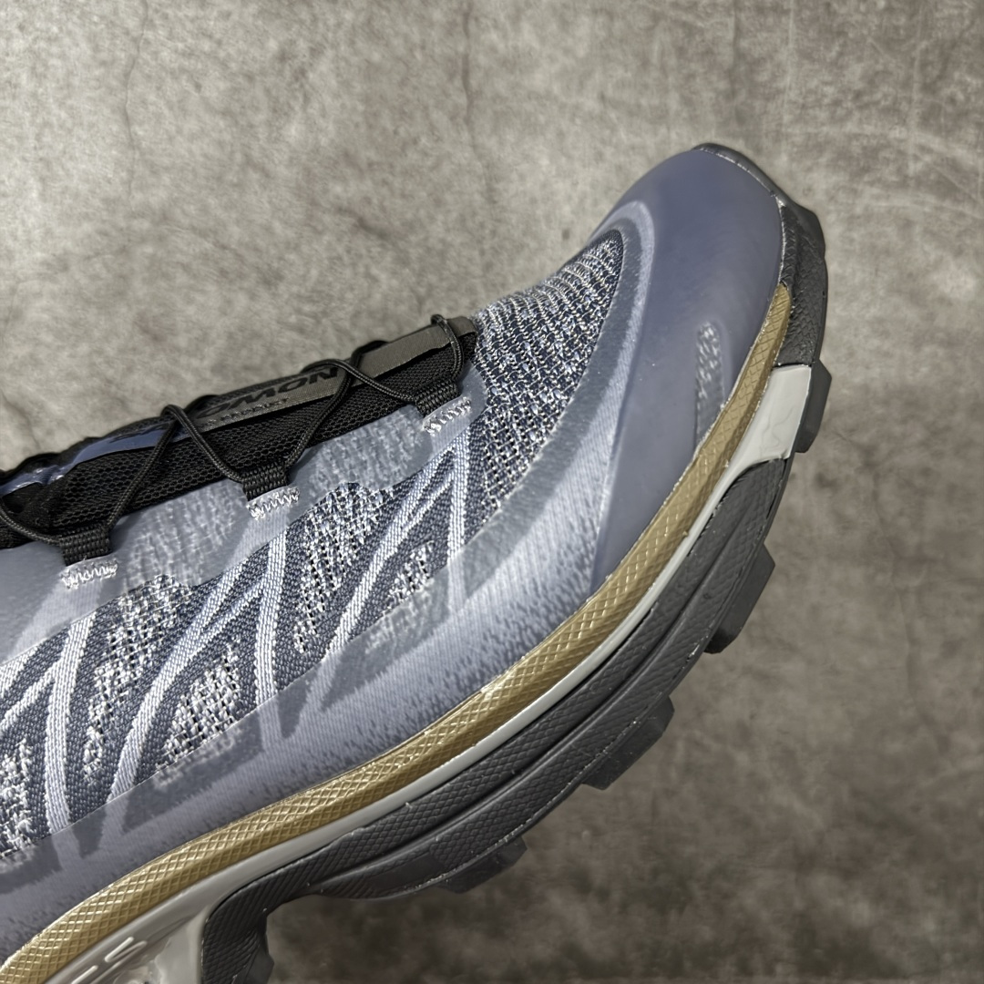 图片[6]-【巅峰版】 Salomon XT-6 灰蓝色 萨洛蒙复古潮流户外机能登山跑鞋 478739 纯原外贸平台特供订单 耗时半年巨作 全套原纸板楦头开发 原厂特供网布配套加持 确保原汁原味 完美呈现版型 原档数据独家私模五层组合大底 原装Ortholite轻量化鞋垫 中底布带钢印编号 原厂TPU锁扣 进口港宝加持 后跟自然饱满 还原公司包裹性 鞋面以“锯齿”状的包裹系统呈现 在基色底之下加入了各种色点缀 将公司的最新技术和时尚前卫的造型融入耐用的长跑款式中 鞋面由 TPU 薄膜制成 并焊接在高耐磨网眼上 使其既时尚又坚固 由 ACS底盘支撑 可增强稳定性和支撑力 以及由橡胶凸耳 Contragrip外底覆盖的 EVA 缓冲中底 旨在应对崎岖的地形 鞋舌上的彩色Salomon 标签、Quicklace 系统以及鞋头、鞋舌和鞋跟上的附加品牌使细节更加完美 让穿着者可以轻松驾驭户外与通勤下的任何运动生活场景 无缝鞋身户外随意纵横 颜值与脚感兼备 出街通勤 绝对非常吸睛 你值得拥有 尺码：36 36.5 37.5 38 38.5 39 40 40.5 41 42 42.5 43 44 44.5 45-选品中心