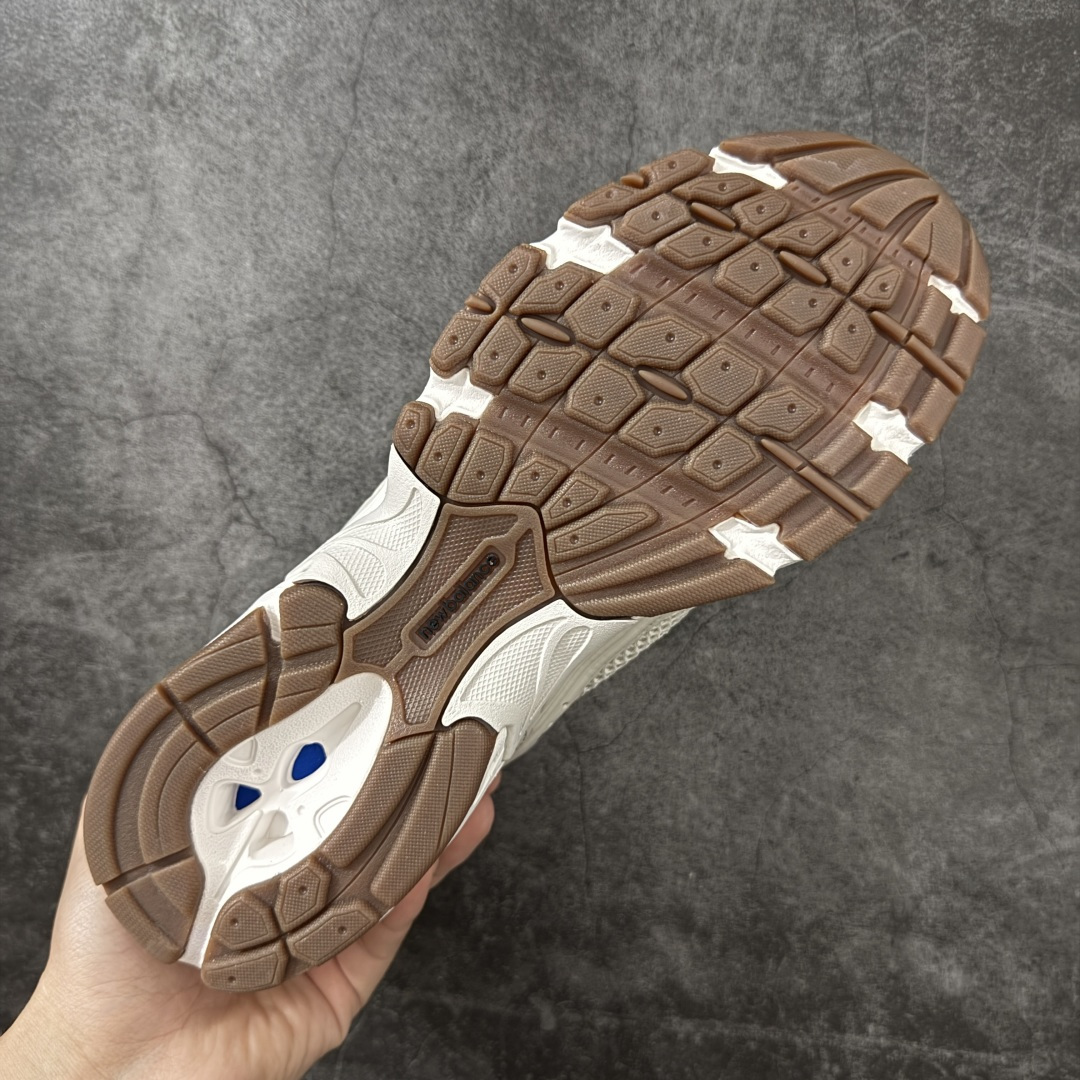 图片[9]-【DT版本】新百伦NB New Balance MR530 米白豹纹标MR530AAM 全套原楦原纸板原厂数据开发 原厂网纱 原装进口皮料正确卡色 正确中底拉帮中底网布细节 冲裁组合 匠心打造 耗时两个月开发完成 工艺极其复杂难度可想而知 新开独立私模大底 全网唯一正确做旧组合大底 高端零售专供产物 尺码：36 37 37.5 38 38.5 39.5 40 40.5 41.5 42 42.5 43 44 44.5-选品中心