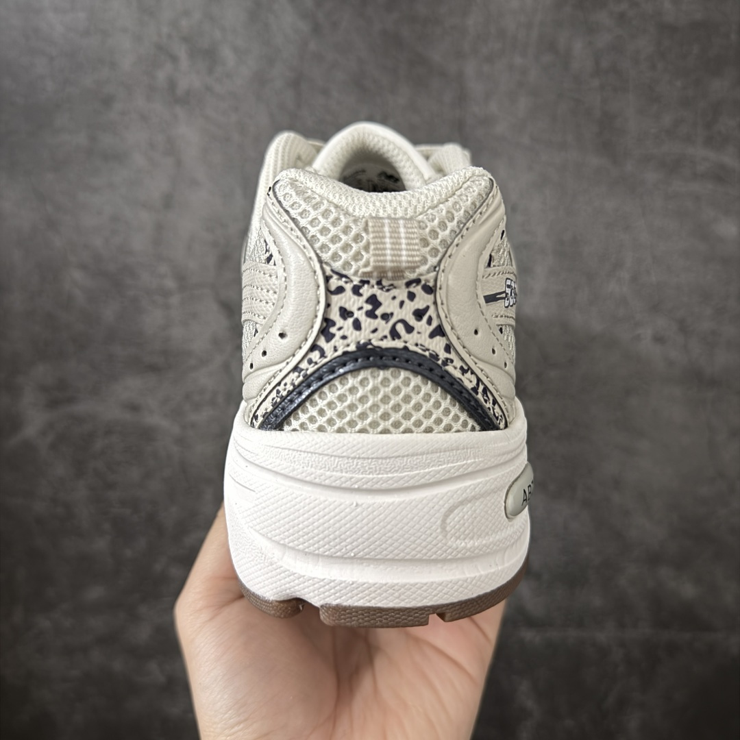 图片[4]-【DT版本】新百伦NB New Balance MR530 米白豹纹标MR530AAM 全套原楦原纸板原厂数据开发 原厂网纱 原装进口皮料正确卡色 正确中底拉帮中底网布细节 冲裁组合 匠心打造 耗时两个月开发完成 工艺极其复杂难度可想而知 新开独立私模大底 全网唯一正确做旧组合大底 高端零售专供产物 尺码：36 37 37.5 38 38.5 39.5 40 40.5 41.5 42 42.5 43 44 44.5-选品中心