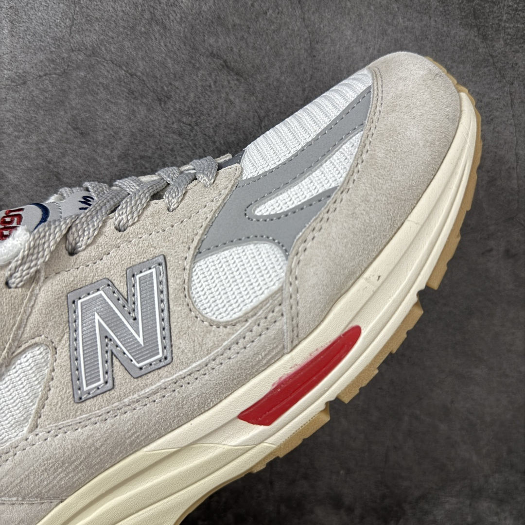 图片[6]-【纯原K版】New Balance NB 991 V2 舒适潮流 低帮跑步鞋男款 NB991系列 灰白红U991VS2 灰白红 全新流水线出品 市场第二梯队最强版 全部原鞋开发 原楦原纸板开发 全鞋电脑针车 原厂内置全掌气垫 原盒内在原标 唯一Zp原版鞋带绑法 免检产品 全新2022版型 全头层皮料 完美零毛边处理 原厂配置全掌气垫 价格定位良心 新配色陆续出货 尺码 36 36.5 37 37.5 38 39 40 40.5 41.5 42 42.5 43 44 44.5 45-选品中心