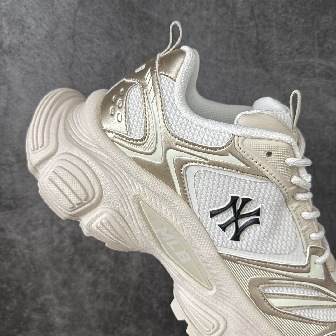 图片[7]-【纯原订单】MLB Winner Chunky 25新款 NY百搭舒适休闲潮流运动厚底增高 防滑耐磨 低帮 老爹鞋 男女同款 银色 潮流厚底时尚街头赛博老爹鞋 MLB官方同步出货 虞书欣等众多潮流明星同款 高弹双层MD大底 原楦原档案数据开发版型（完美鞋头弧度/后套收口效果🆚市面文案版本‼️） 原厂立体填充鞋舌海绵 中底注胶孔原数据开发模具大底原厂转印标市面上唯一纯原版本 原材料打造 内增高6cm 原厂1：1模具开发 原厂进口纳米材质 原盒雷射防伪标包装 天猫订单品质 官网尺码：35 36 36.5 37.5 38 38.5 39 40 40.5 41 42 42.5 43 44 45-选品中心