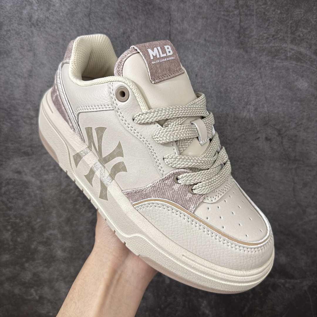 图片[3]-【纯原升级版】韩国洋基队NY大标潮流老爹鞋 MLB小白鞋市面上唯一顶级纯原版本 原材料打造 原楦原档案数据开发版型 完美鞋头弧度/后套收口效果🆚市面文案版本‼️ 原厂立体填充鞋舌海绵 中底注胶孔原数据开发模具大底 原厂转印标 保证不掉字 内增高6cm 原厂1：1模具开发 原厂进口纳米材质 原厂 全套手提袋 原盒雷射防伪标包装 天猫订单品质 官网尺码35-45-选品中心