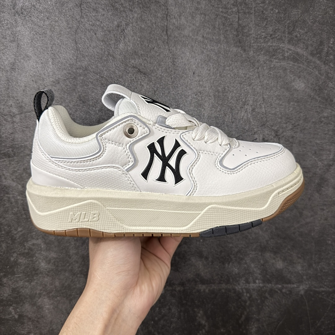 【纯原升级版】韩国洋基队NY大标潮流老爹鞋 MLB小白鞋市面上唯一顶级纯原版本 原材料打造 原楦原档案数据开发版型 完美鞋头弧度/后套收口效果🆚市面文案版本‼️ 原厂立体填充鞋舌海绵 中底注胶孔原数据开发模具大底 原厂转印标 保证不掉字 内增高6cm 原厂1：1模具开发 原厂进口纳米材质 原厂 全套手提袋 原盒雷射防伪标包装 天猫订单品质 官网尺码35-45-选品中心
