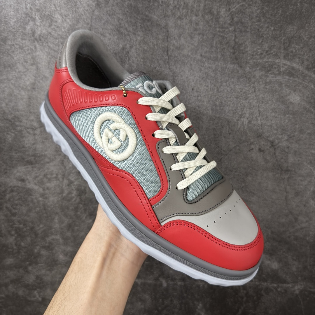 图片[3]-【莞产礼盒版本】纯原顶级Gucci 最新款爆款MAC80 运动鞋 情侣款 休闲 复古 做旧 擦白色小脏鞋 市面顶级版本 古驰MAC80全新爆款系列 精致小巧的互扣式G标识浪漫诠释此系列的美学理念。 选用米白色皮革，复古灵感巧妙融于运动鞋设计，焕新演绎品牌标识 面料：原版定制进口头层牛皮 内里：原版定制进口透气网里 大底：橡胶底 底厚：3cm 尺码 35 36 37 38 39 40 41 42 43 44 45-选品中心