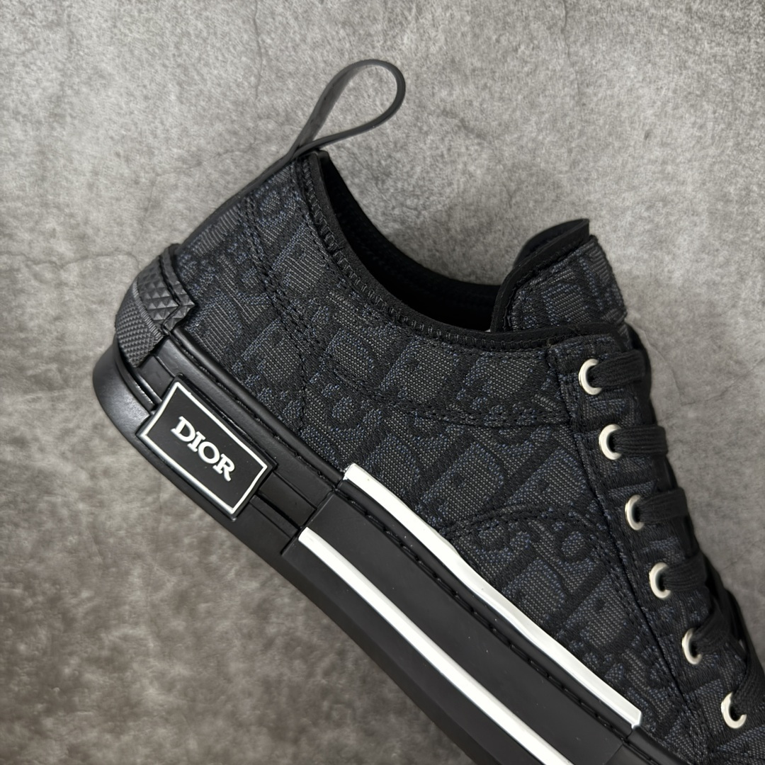 图片[7]-【莞产公司级】Dior B23 Oblique High Top Sneakers 迪奥“CD重影”系列 Cactus jack x Dior 联名款 东莞纯原 原版购入再次全新升级 全鞋细节到材料到包装大幅度提升改正 市面最强版本 可对比 历史最高FK （全套原版一致配件包装） 羊皮贴底拉帮 原装耐弯折耐高温EVC饰片材质 迄今为止唯一原装版本 采用原厂科技面料 无色差问题 随意对比公司 鞋面网纱一比一打样开发 原版一致大底 正确后跟弧度 后尾巴双针走线 完美楦形 尺码：38 39 40 41 42 43 44 45-选品中心