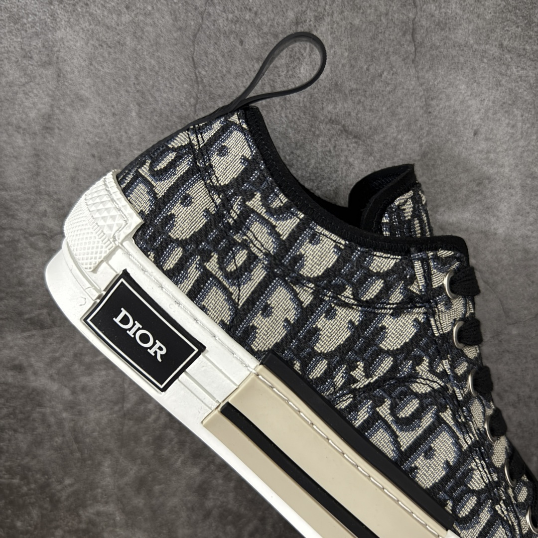 图片[7]-【莞产公司级】Dior B23 Oblique High Top Sneakers 迪奥“CD重影”系列 Cactus jack x Dior 联名款 东莞纯原 原版购入再次全新升级 全鞋细节到材料到包装大幅度提升改正 市面最强版本 可对比 历史最高FK （全套原版一致配件包装） 羊皮贴底拉帮 原装耐弯折耐高温EVC饰片材质 迄今为止唯一原装版本 采用原厂科技面料 无色差问题 随意对比公司 鞋面网纱一比一打样开发 原版一致大底 正确后跟弧度 后尾巴双针走线 完美楦形 尺码：38 39 40 41 42 43 44 45-选品中心