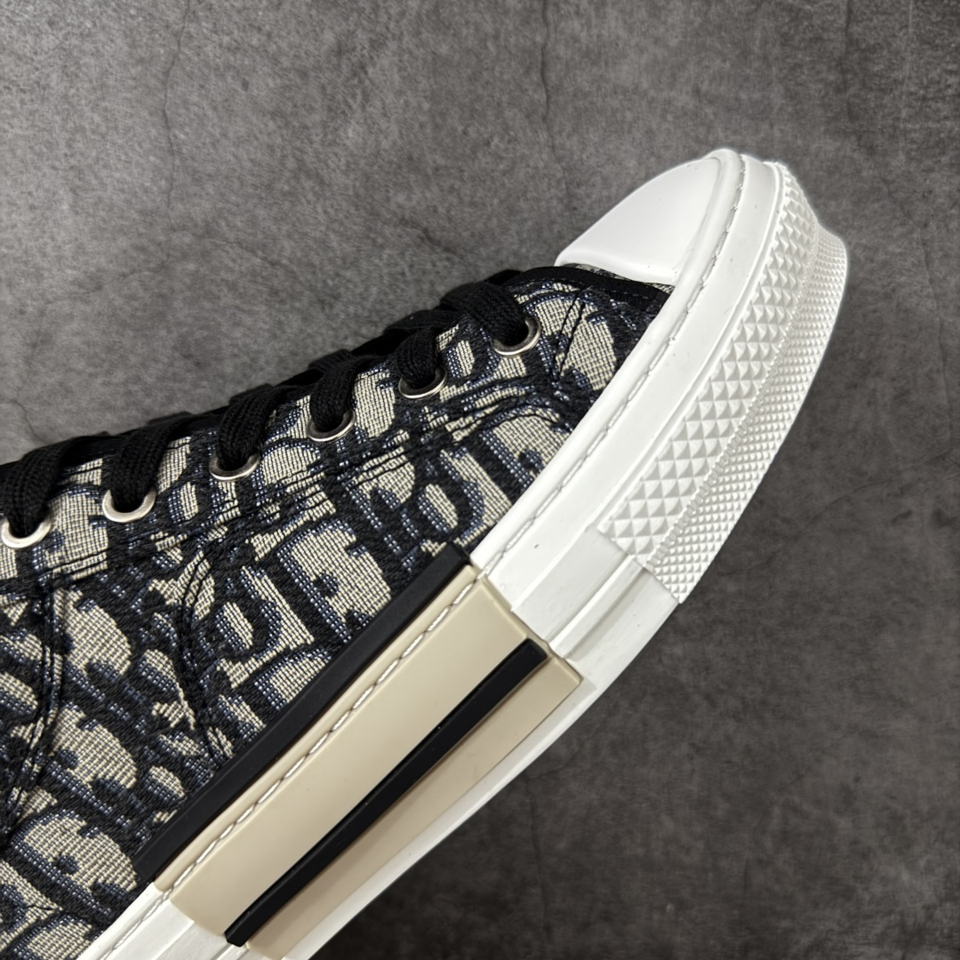 图片[6]-【莞产公司级】Dior B23 Oblique High Top Sneakers 迪奥“CD重影”系列 Cactus jack x Dior 联名款 东莞纯原 原版购入再次全新升级 全鞋细节到材料到包装大幅度提升改正 市面最强版本 可对比 历史最高FK （全套原版一致配件包装） 羊皮贴底拉帮 原装耐弯折耐高温EVC饰片材质 迄今为止唯一原装版本 采用原厂科技面料 无色差问题 随意对比公司 鞋面网纱一比一打样开发 原版一致大底 正确后跟弧度 后尾巴双针走线 完美楦形 尺码：38 39 40 41 42 43 44 45-选品中心