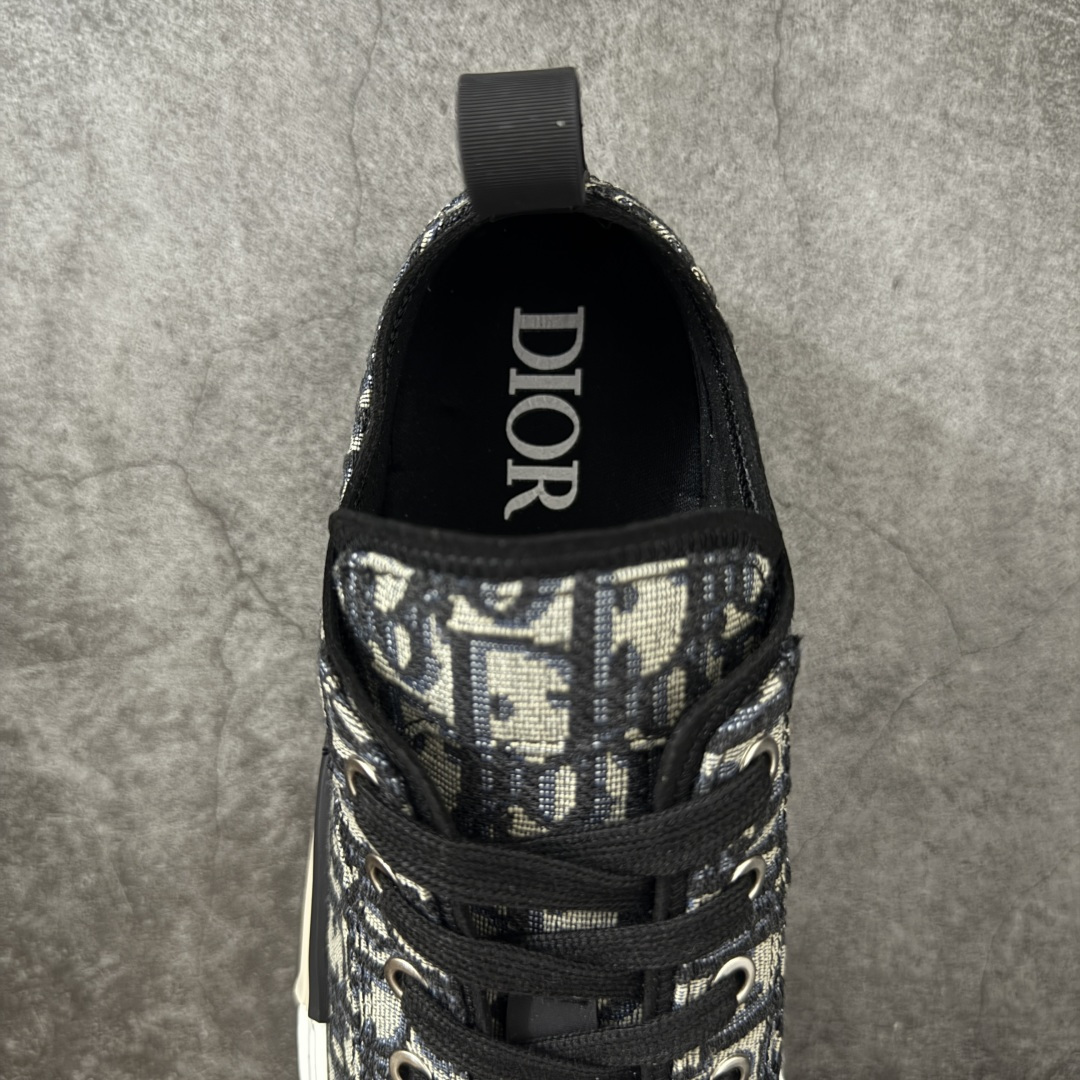 图片[8]-【莞产公司级】Dior B23 Oblique High Top Sneakers 迪奥“CD重影”系列 Cactus jack x Dior 联名款 东莞纯原 原版购入再次全新升级 全鞋细节到材料到包装大幅度提升改正 市面最强版本 可对比 历史最高FK （全套原版一致配件包装） 羊皮贴底拉帮 原装耐弯折耐高温EVC饰片材质 迄今为止唯一原装版本 采用原厂科技面料 无色差问题 随意对比公司 鞋面网纱一比一打样开发 原版一致大底 正确后跟弧度 后尾巴双针走线 完美楦形 尺码：38 39 40 41 42 43 44 45-选品中心