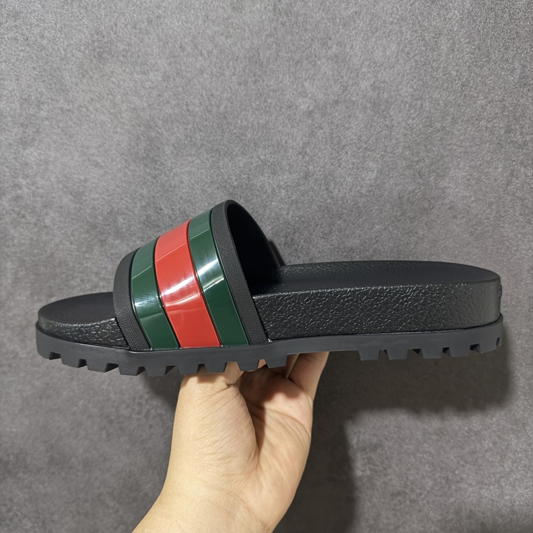 图片[2]-【广东纯原版】Gucci 经典夏日沙滩拖鞋 ⛱️度假系列，适合去海边穿的一款拖鞋～ 不管你去三亚巴厘岛还是日常穿，都可。夏天绝对少不了的一款拖鞋 尺码：38-45-选品中心